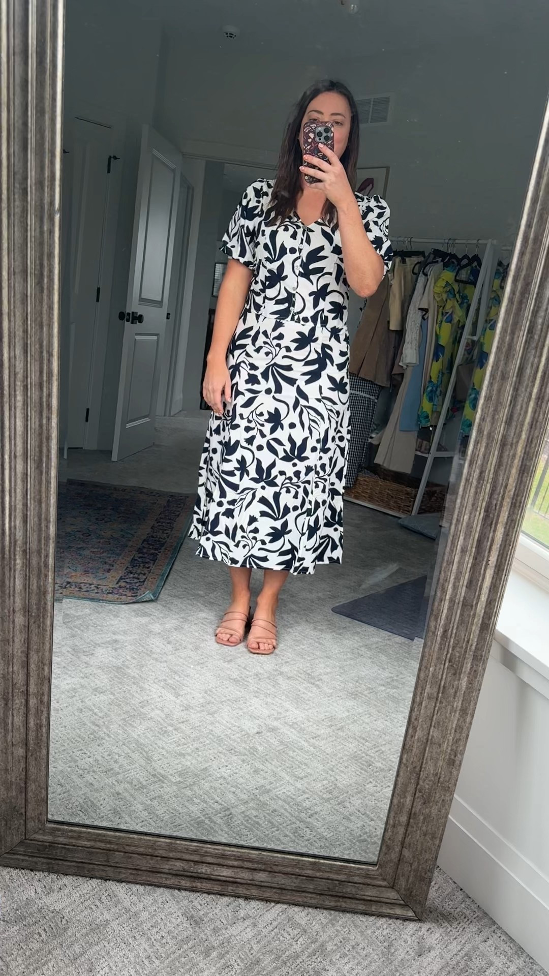 Two piece outfit in navy and white - so gorgeous for spring! Fit and quality is so good! Only $28 for both pieces. I'm wearing a small!



Spring dress
Walmart dress
Walmart spring 