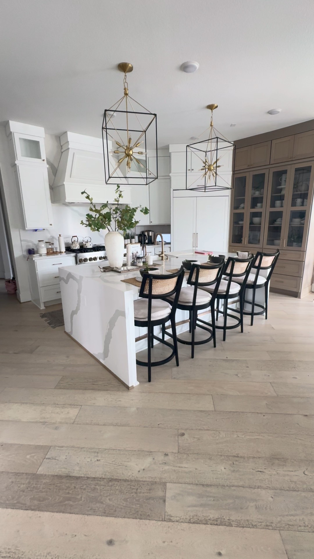 Kitchen bar stools linked here 