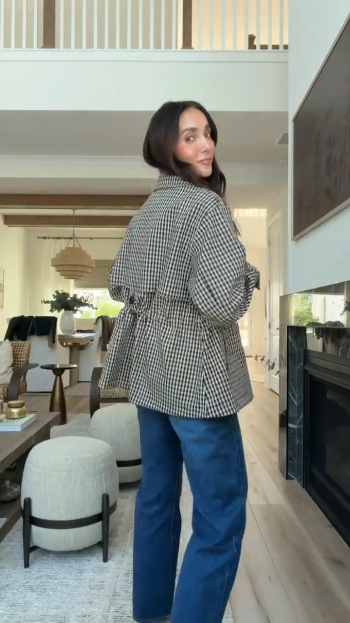 Zara coat size S.