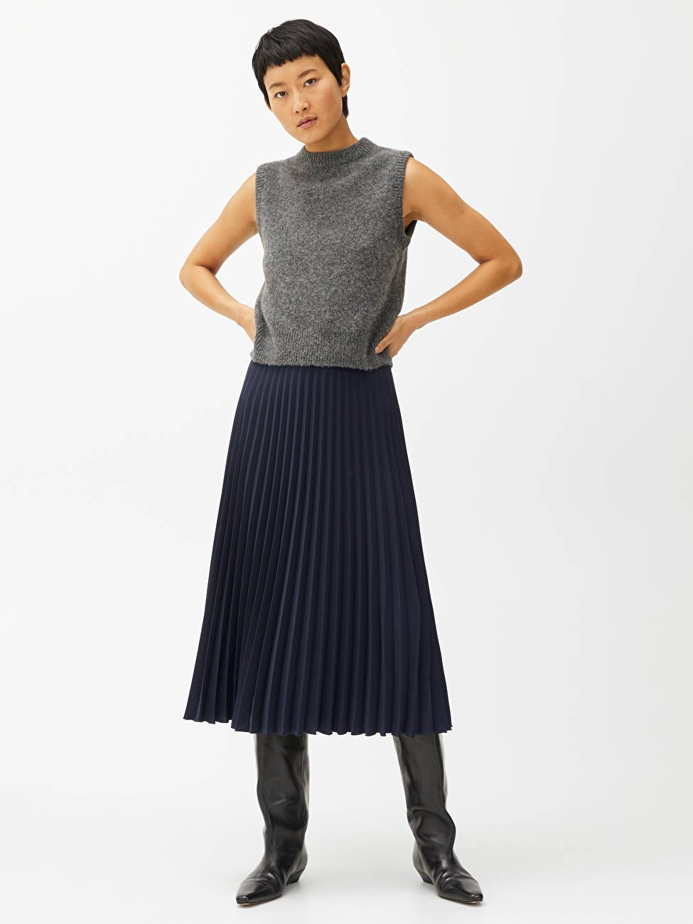 Pleated Midi Skirt | ARKET (US&UK)