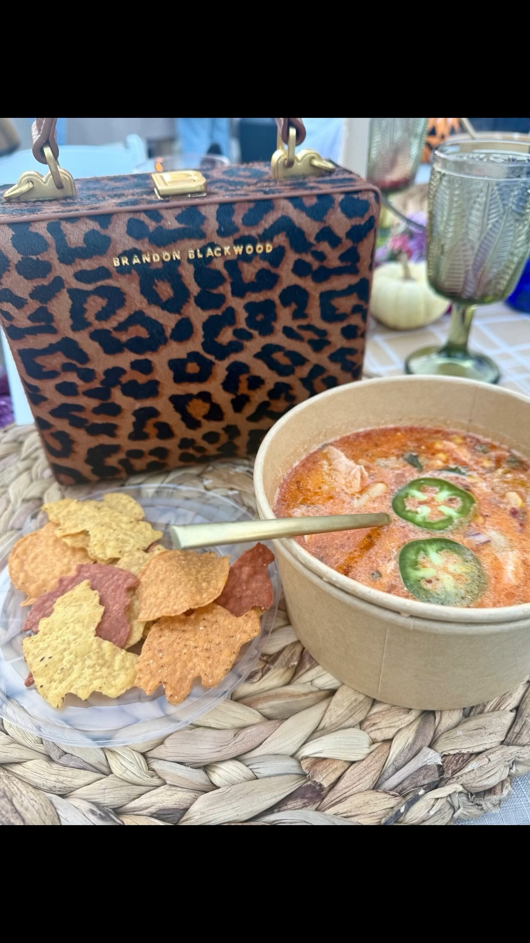 If you’ve been eyeing this Brandon Blackwood Kendrick Leopard Trunk but haven’t been able to snag it, I found a similar style! 

Also, on the BB site the trunk is coming back. I will notify you when it’s back in stock! 👛