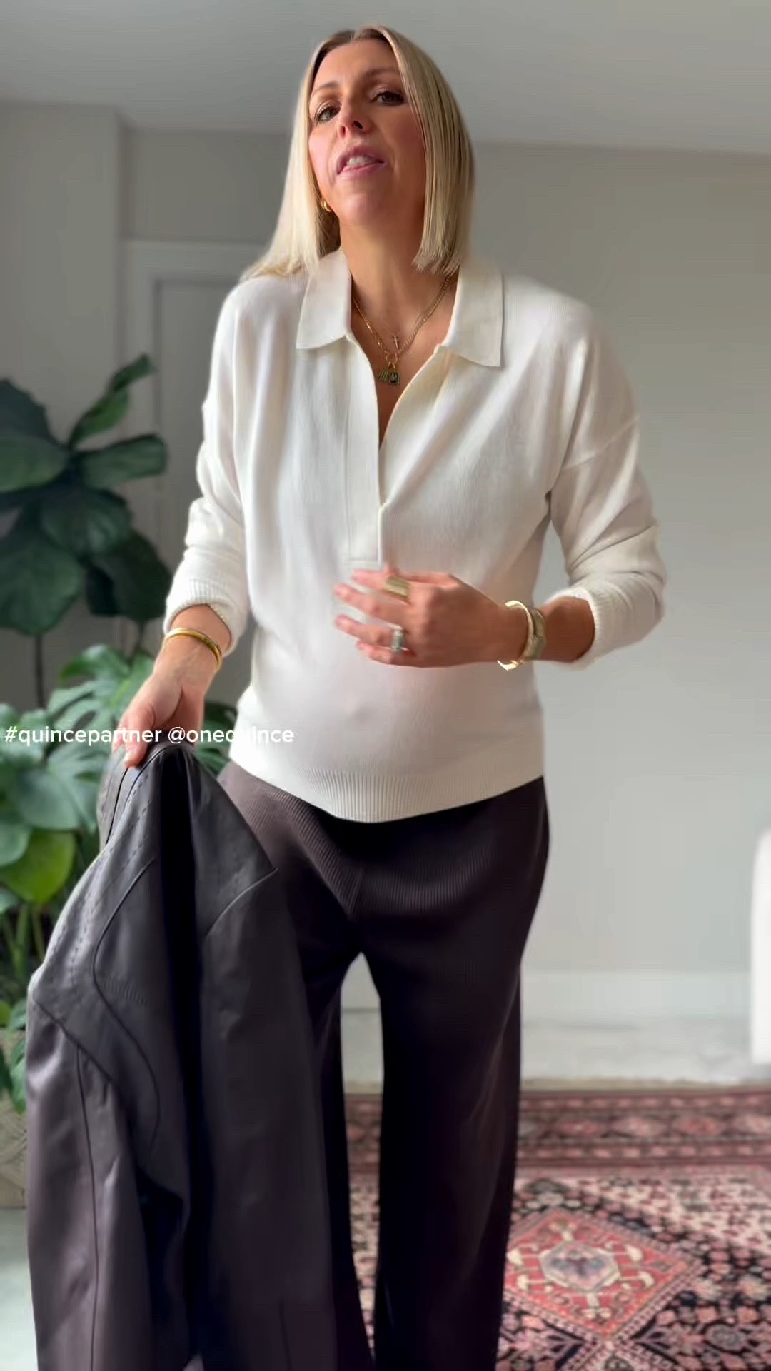 This cashmere polo is a great elevated top for fall- it looks like a blouse, with the collar detail. Light weight, breathable + the price point is affordable 👏🏻

I’m wearing a size large - get your true to size.

#LTKmomlife #LTKgrwm #LTKOver40