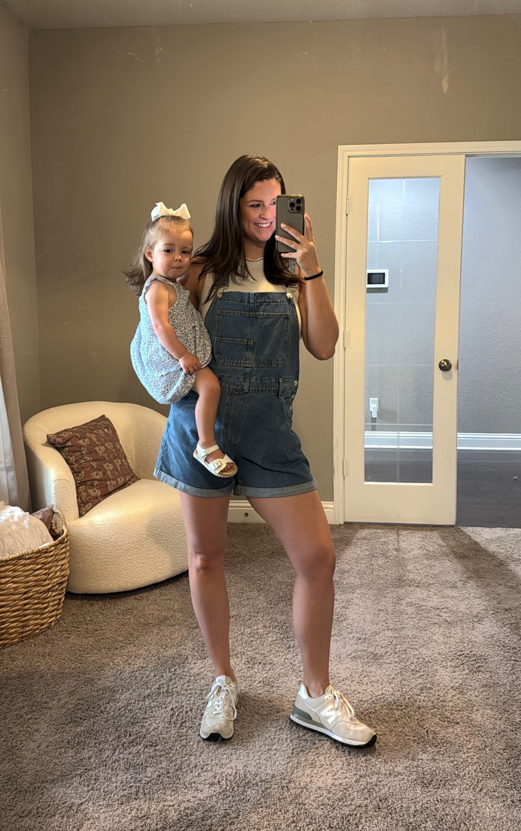 My go to OOTD! Wearing a size medium and these fit pre-baby and 7 months prego 🤌🏼✨



#LTKootd #LTKBump #LTKmomlife