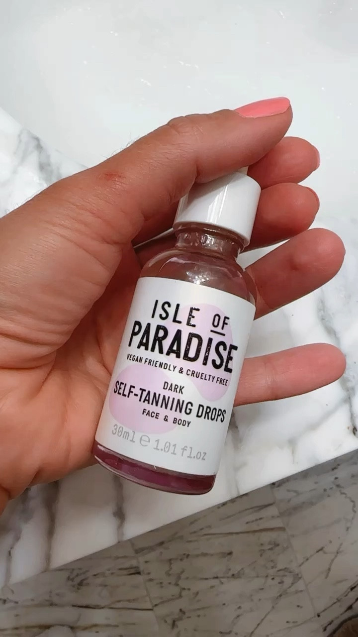 The best self tanning drops for face. I use them once a week for a beautiful tan and glow. 

Face tanner fake tan beauty over 40


#LTKFind #LTKsalealert #LTKunder50