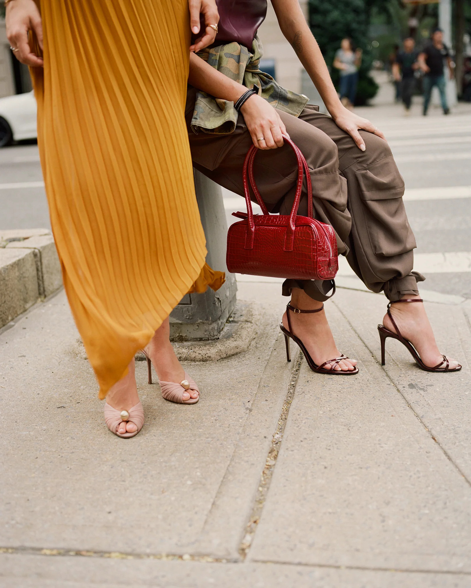 PRIYA Mocha/Gold Mule Women's Heel | Steve Madden (US)