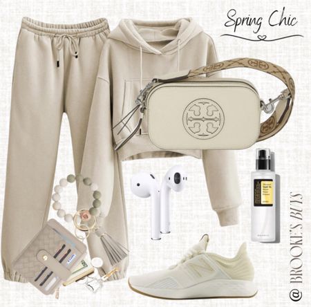 Love this two piece outfit. Add a great neutral sneaker and bag to complete the look. 

#LTKfindsunder50 #LTKU #LTKtravel