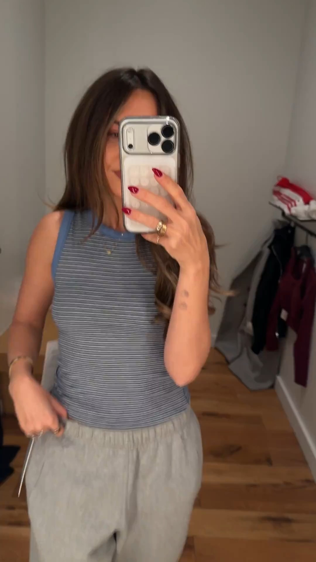 Love the colors of this top for the spring!!

#LTKootd