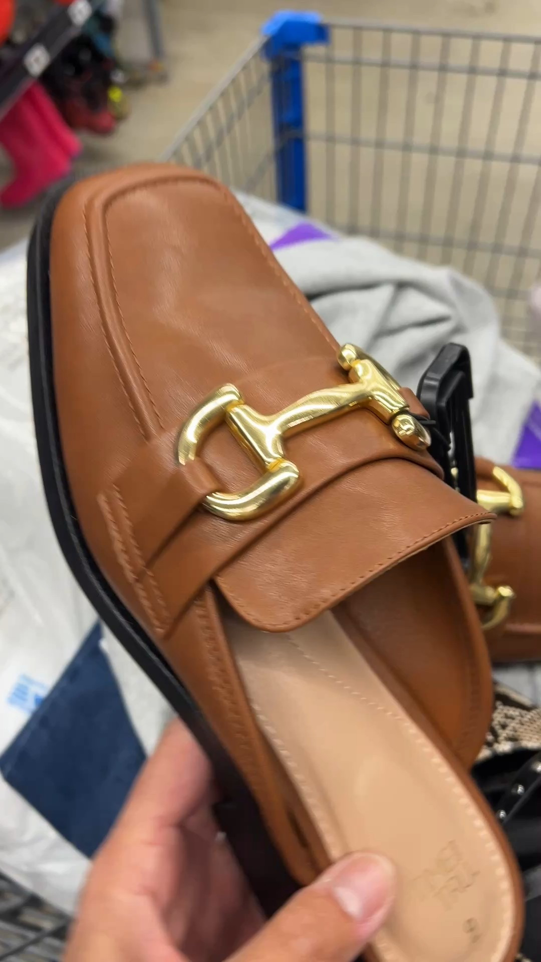 Perfect loafer for fall 🤎