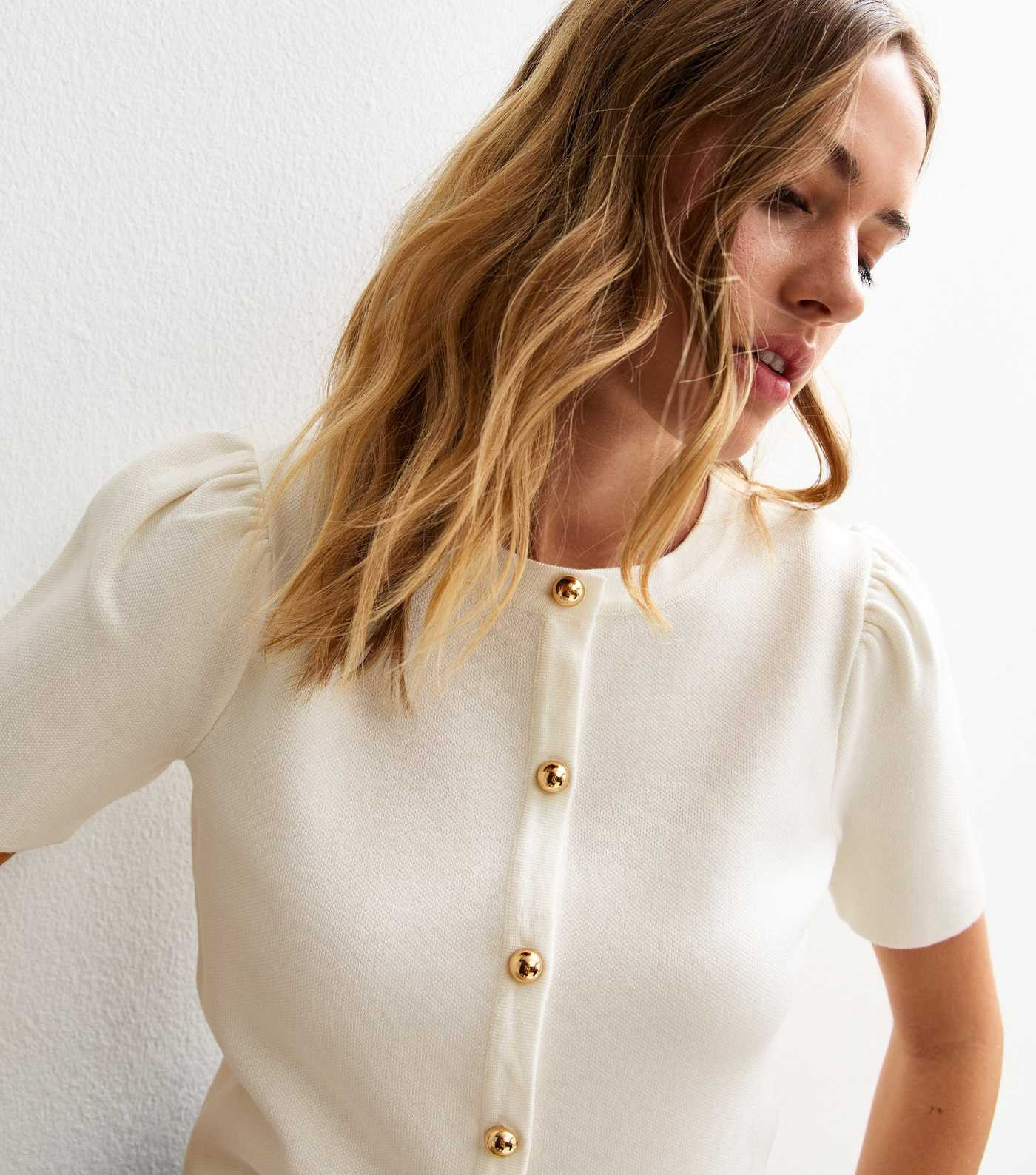 Cream Short Sleeve Crew Neck Cardigan | New Look | New Look (UK)
