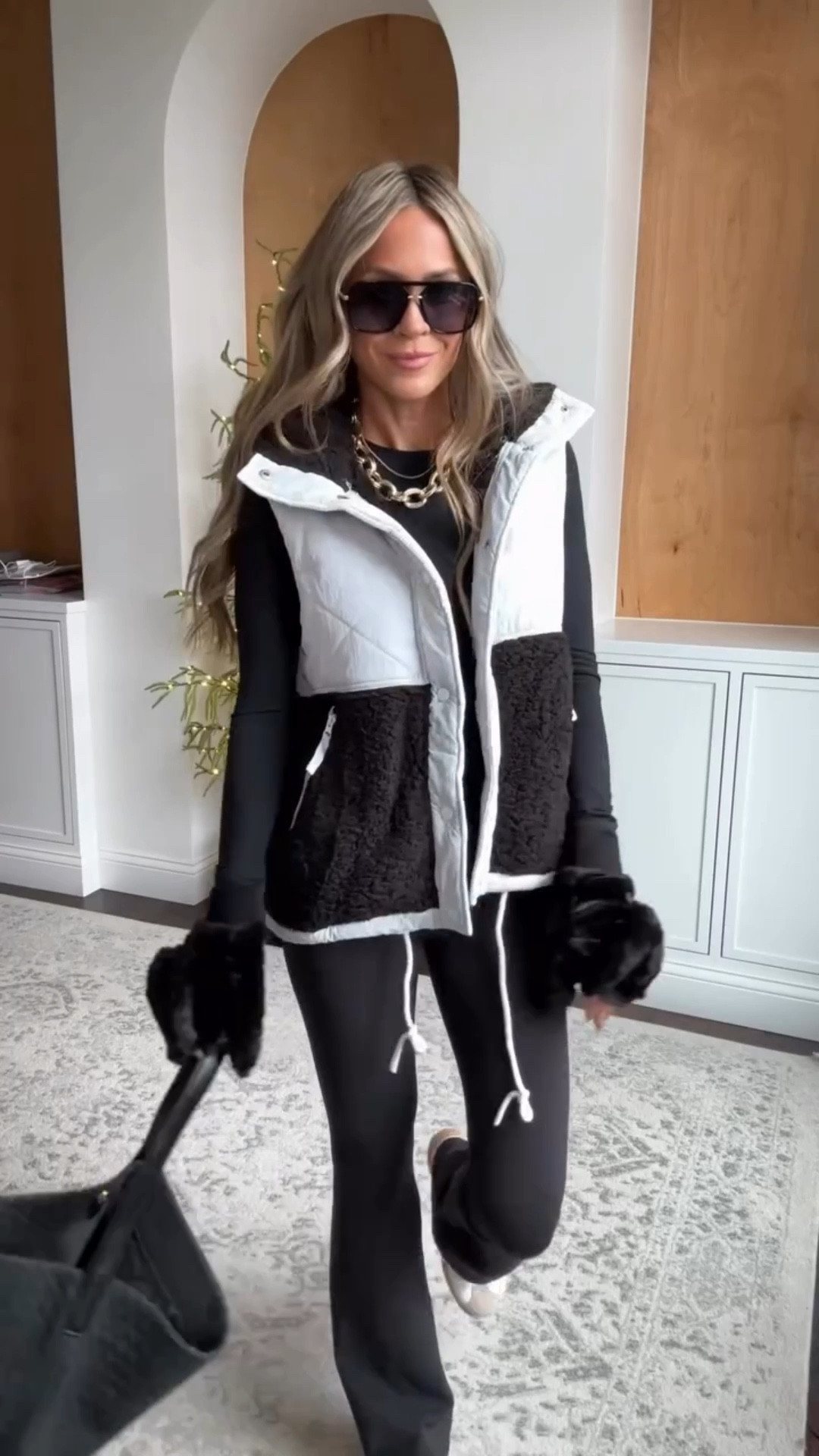 

Amazon flare leggings that have no front seam and also come in length options! Love them paired with a seamless top and cute puffer vest for an elevated casual winter outfit 🖤👟

#casualoutfitinspo #winteroutfitideas

#LTKOver40 #LTKFindsUnder50 #LTKActive