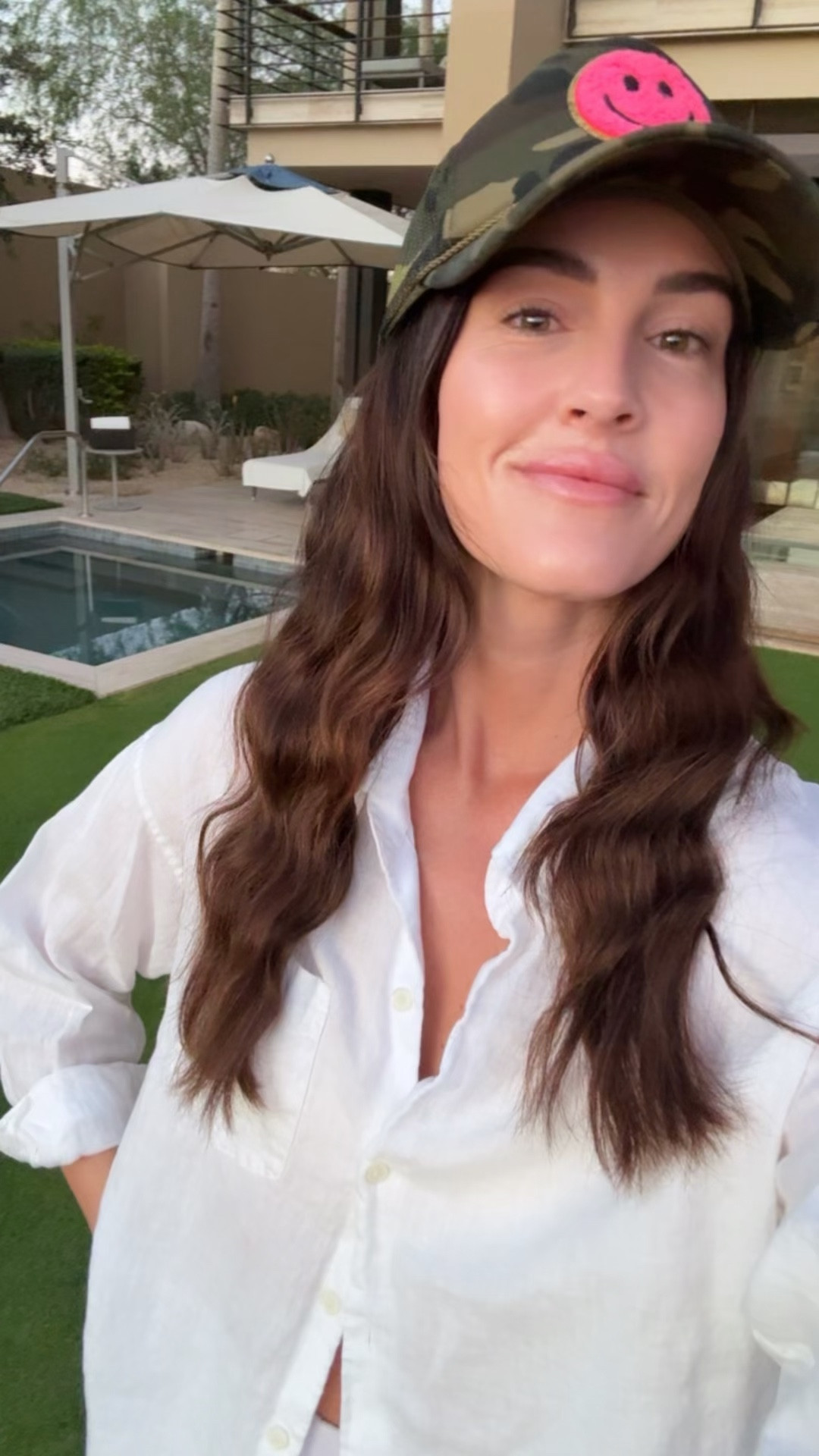 The best linen shirt for warm weather ☀️

Spring break
Swim
Coverup 

#LTKTravel #LTKSwim #LTKootd