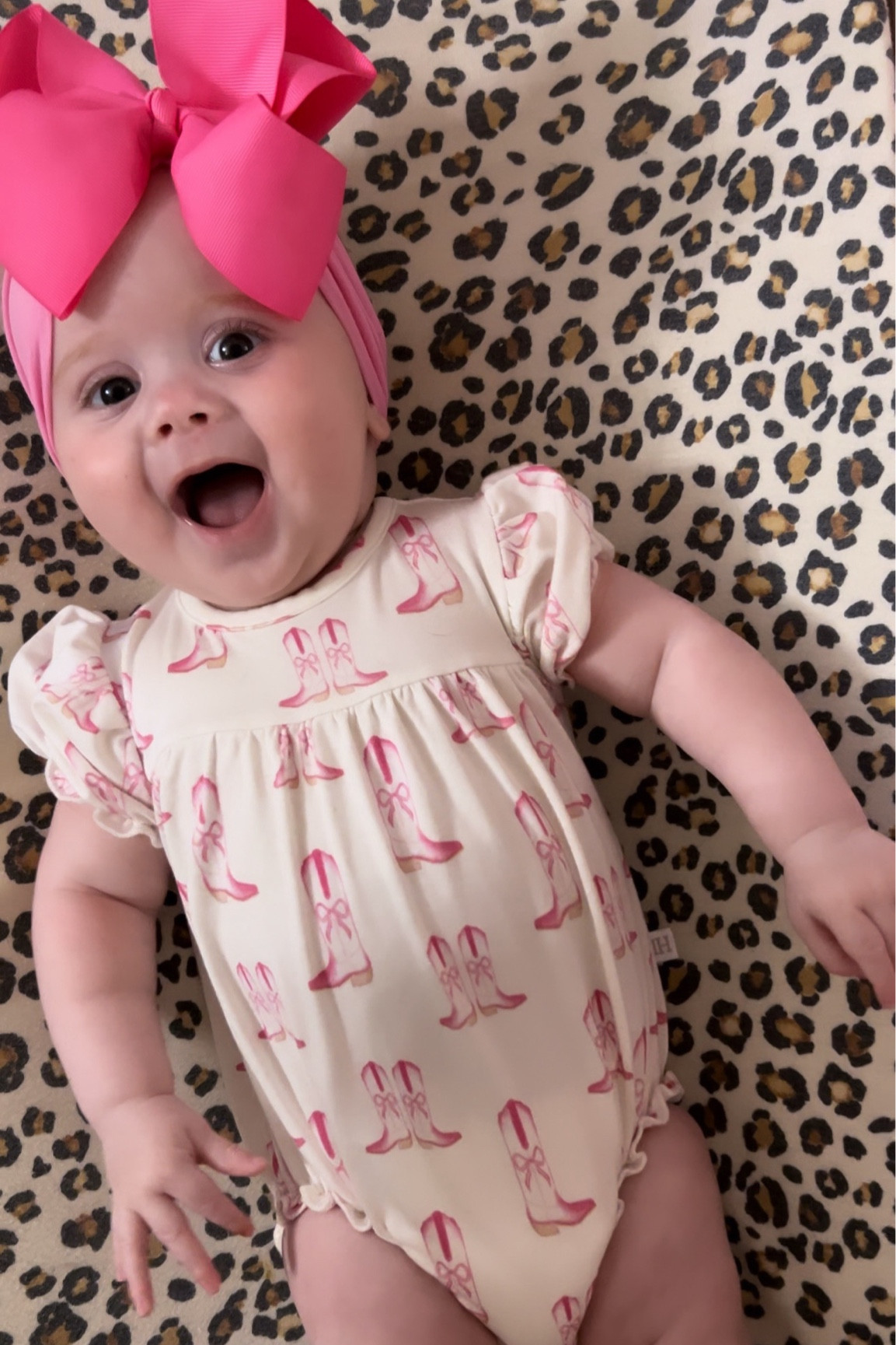 Baby girl
Baby style
Baby outfit
Girl mom
New mom


#LTKbump #LTKbaby #LTKfamily