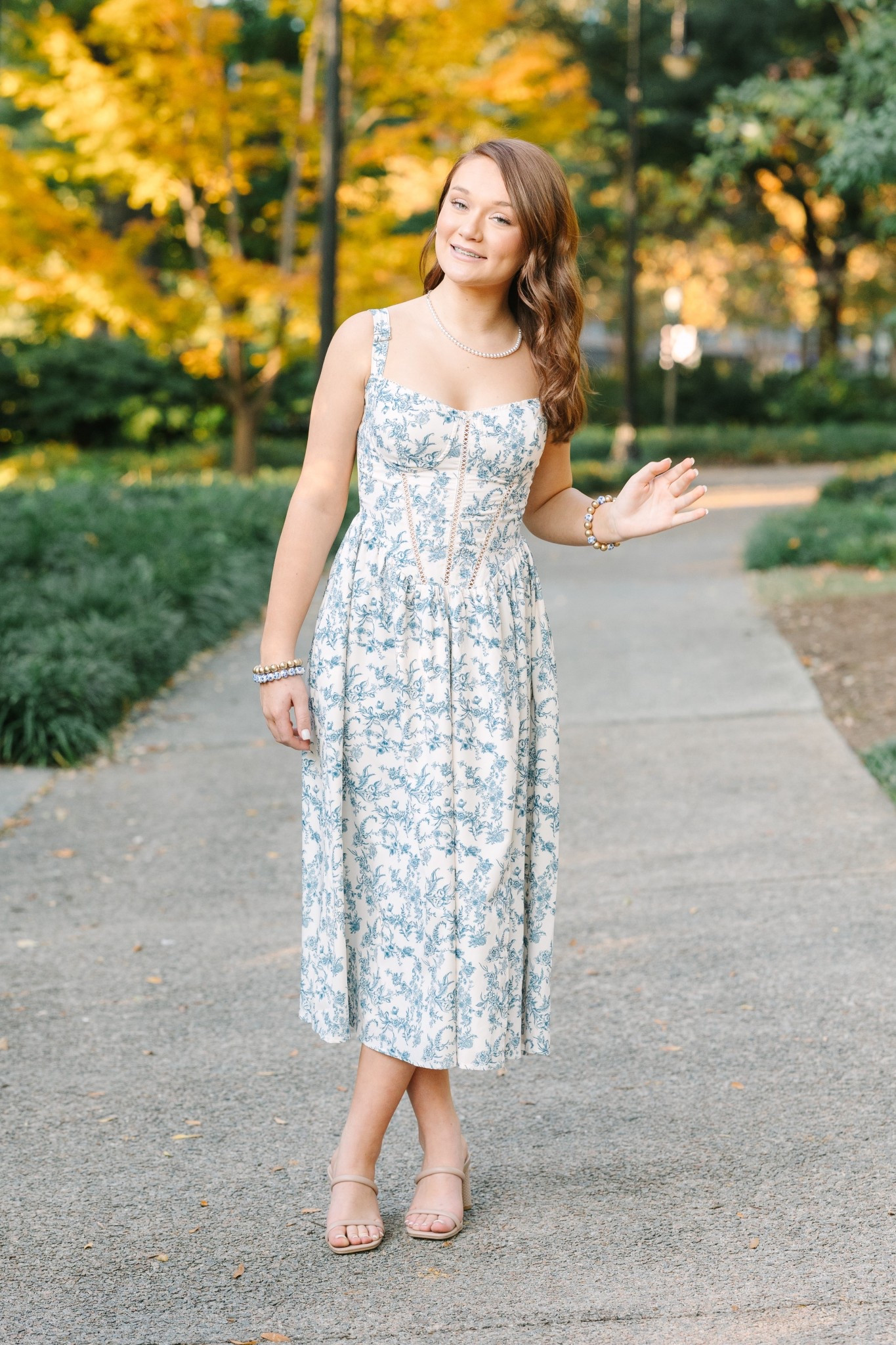 She wore this for her senior pictures… and I’m not okay 😭🤍

Spring dresses just hit different when you realize they’re not little anymore. This one is so perfect for senior photos, Easter Sunday, or any special spring moment.

Linking this beautiful dress (and similar options) in my LTK for the mamas who blinked and suddenly have seniors too. 🌷✨

#LTKootd #LTKBeauty #LTKSeasonal