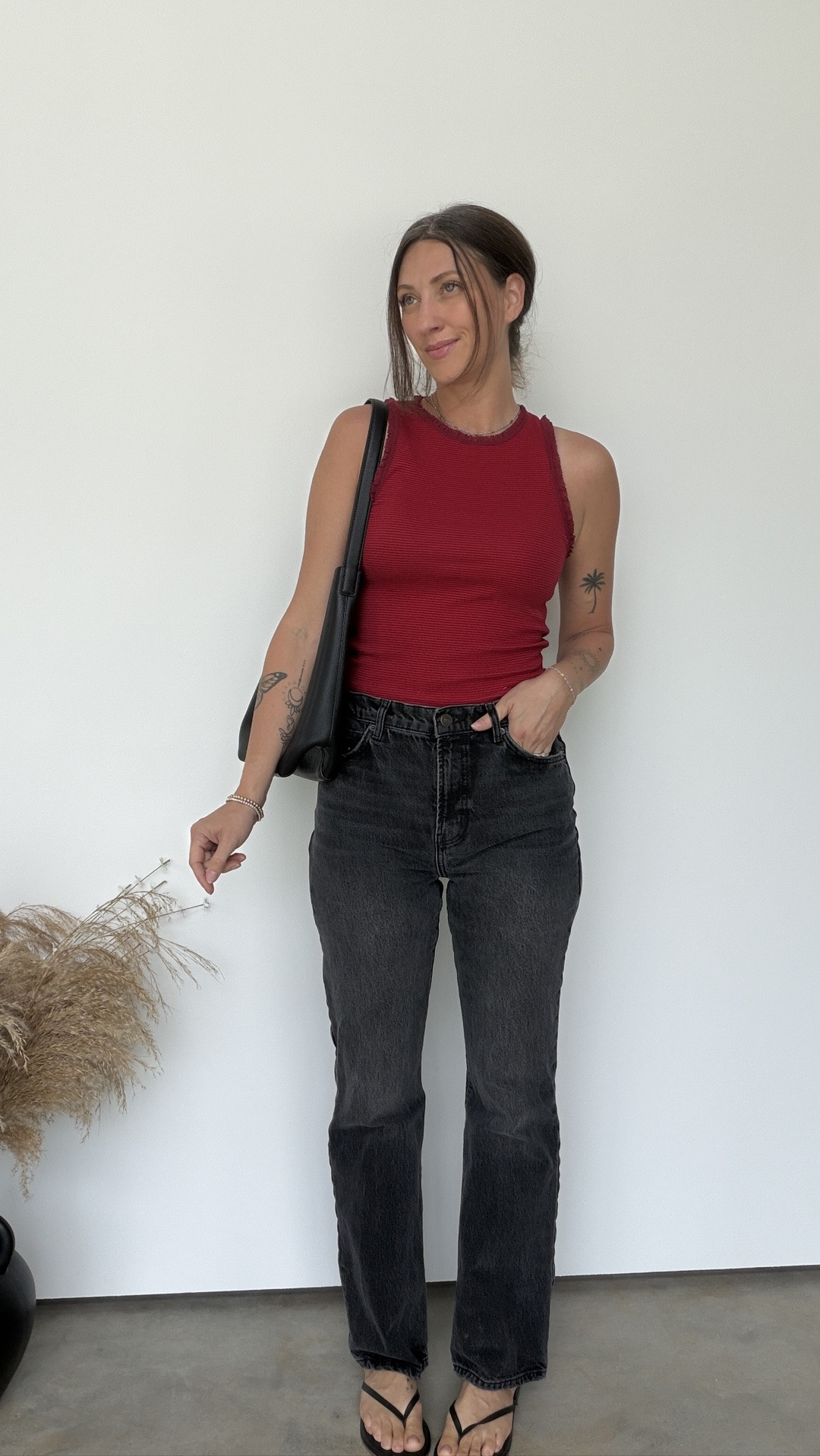 Cutest top! I’m wearing the small. Jeans are older from @Reformation

#LTKootd #LTKSeasonal