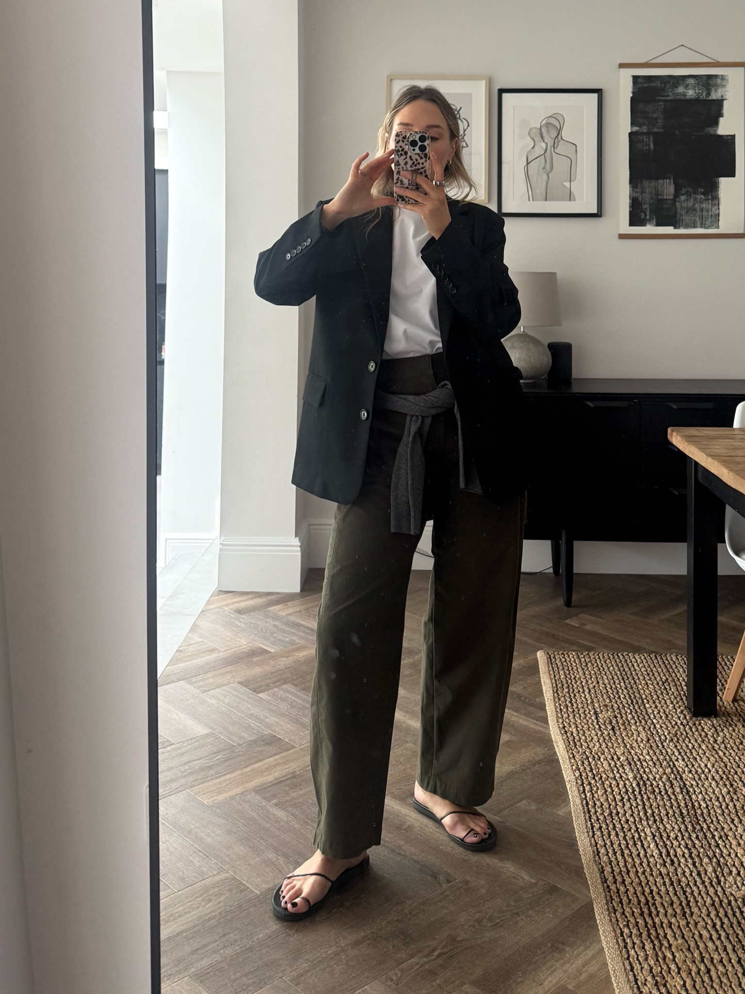 A very easy everyday outfit from the school run to work

Trousers & tee in a medium
Jumper in a larger


#LTKspring #LTKuk #LTKsummer