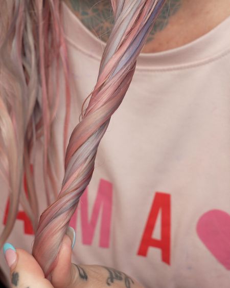 SHE’S BACKKKKK…. Pastel queen #pastelhair #hair #LTKFIND #HAIR

#LTKbeauty