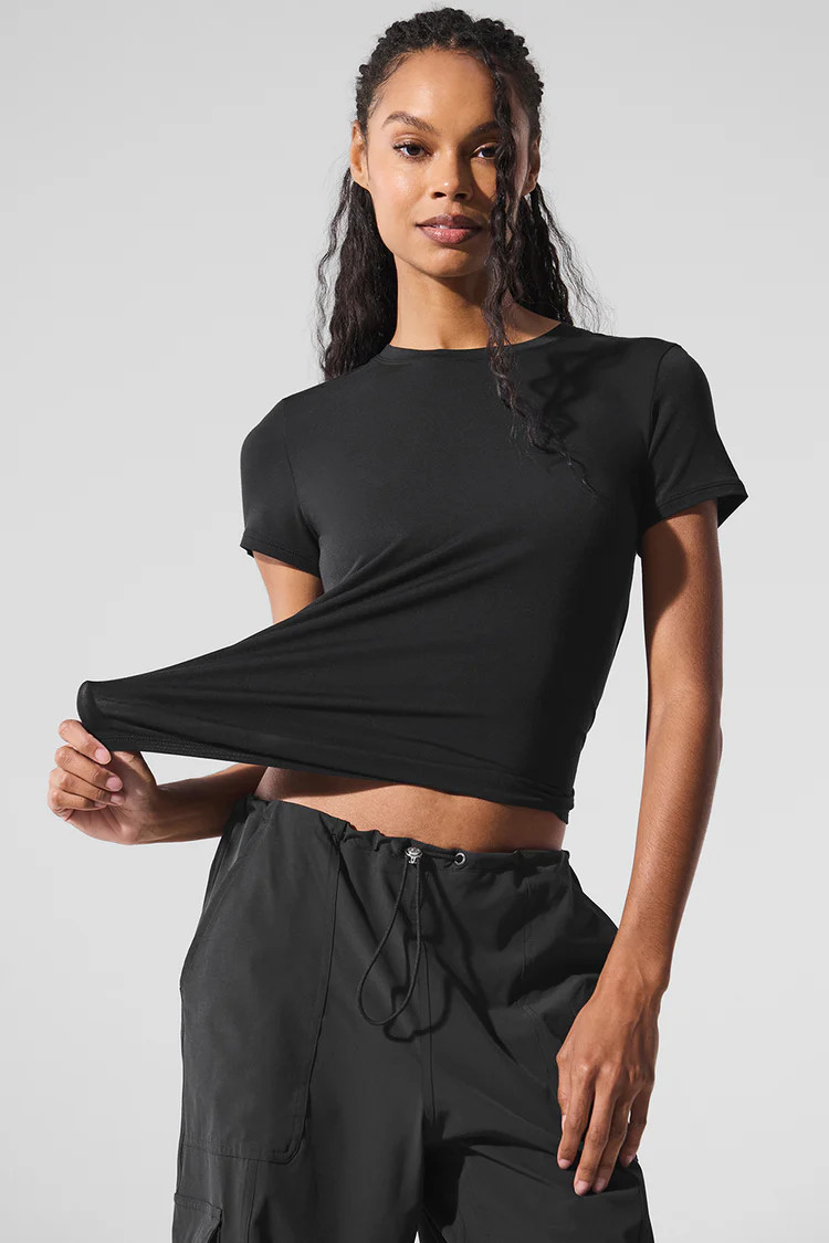 All Day Short Sleeve - Black | Alo Yoga (US)