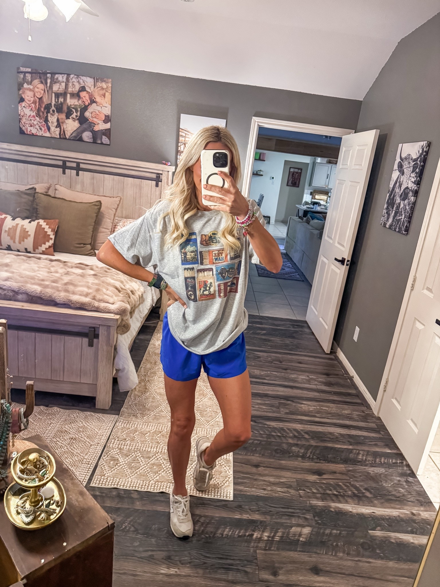The perfect little Tuesday ootd

#LTKootd #LTKmomlife