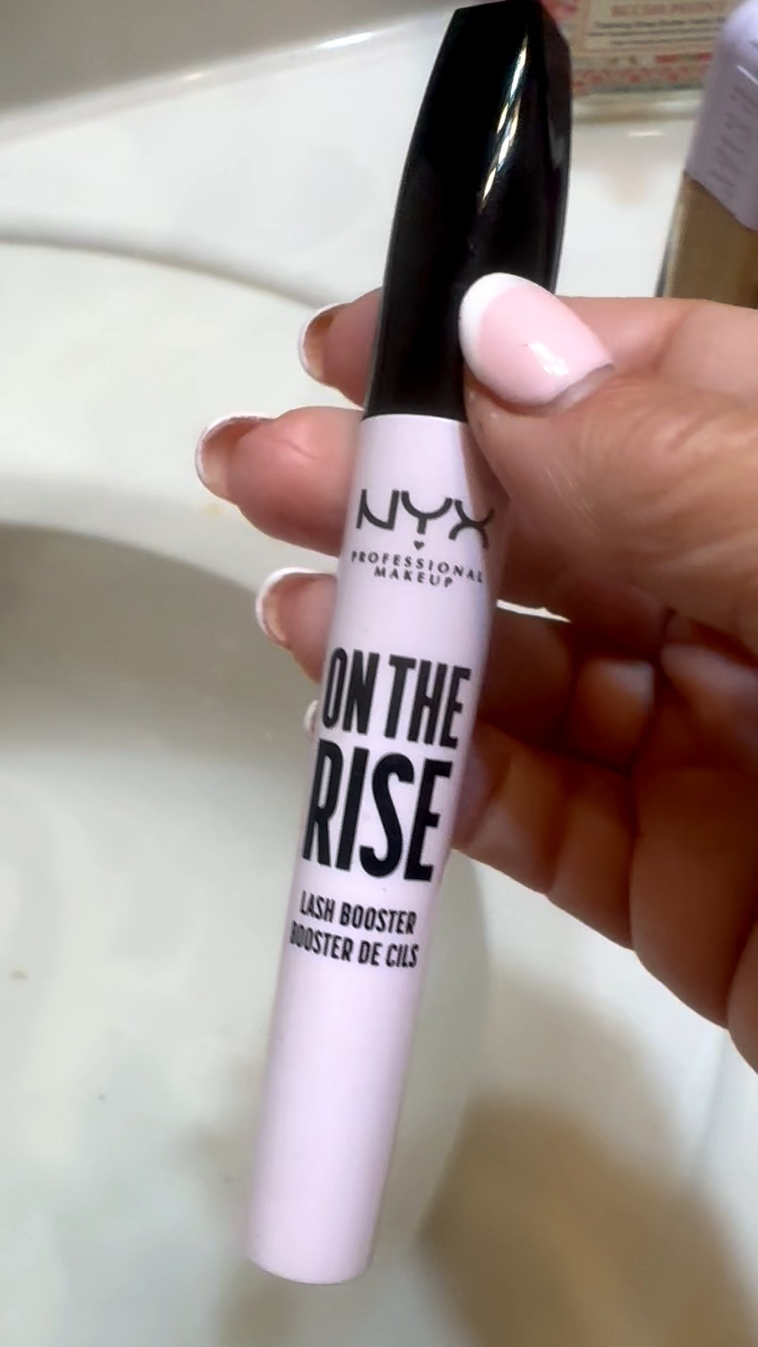 Sent this video to my daughter- then realized everyone needs to see this stuff. I love it! It’s not white like most primers. It’s good enough to stand on its own without mascara on top.  And I truly feel it’s improving my lashes!

xoxo
Elizabeth 




#LTKBeauty #LTKOver40