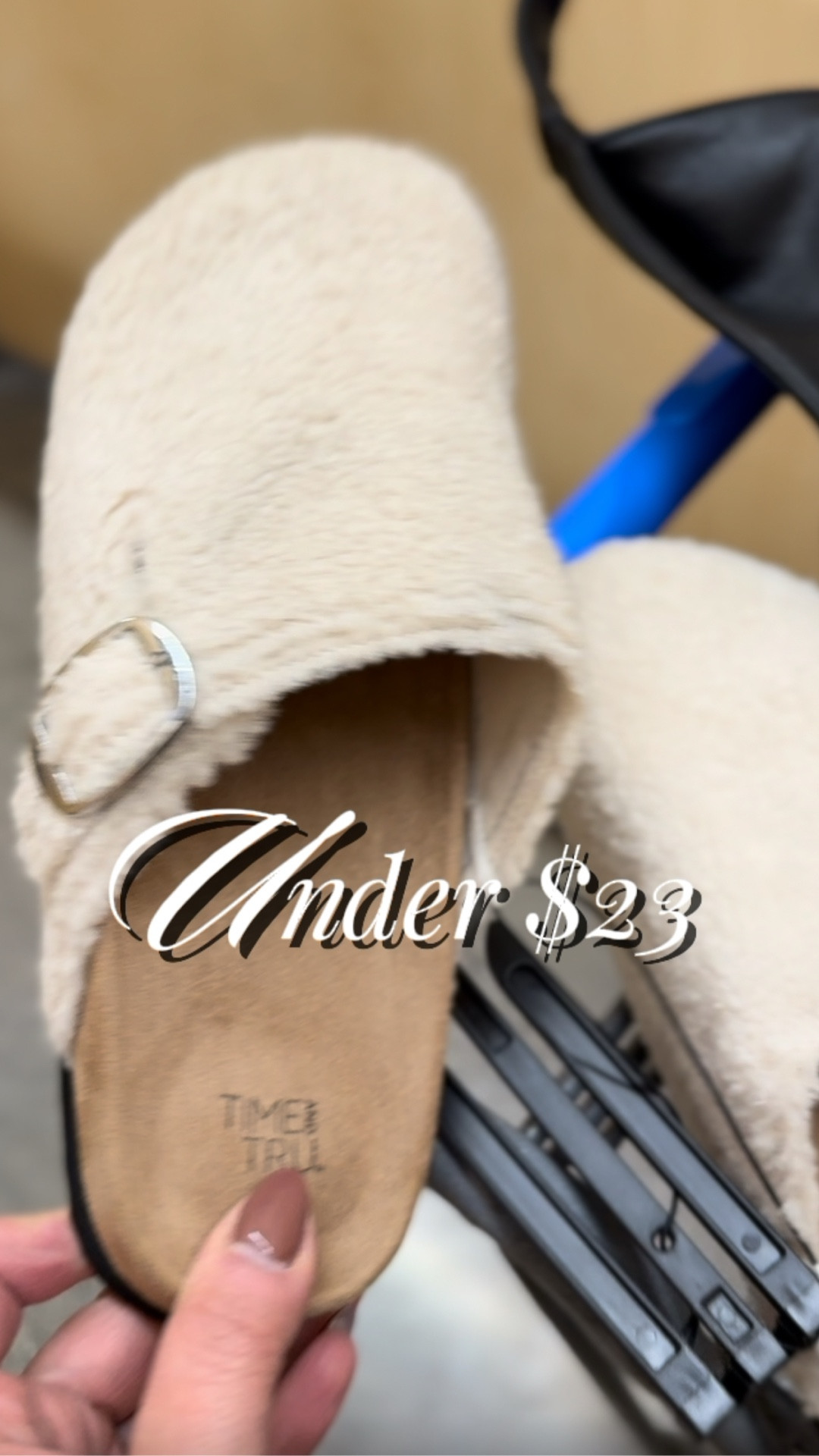 Sherpa slip-ons under $23 🤍
Warm. Minimal. Comfy.
The kind of find you grab now and thank yourself all winter.
cozy sherpa slippers . affordable winter shoes . women over 40 style . comfy slip-on clogs . budget-friendly fashion finds . target shoe finds . winter essentials for women . soft sherpa clogs . everyday cozy outfits . midlife style inspiration . neutral winter accessories

#LTKFindsUnder50 #LTKHoliday #LTKGiftGuide