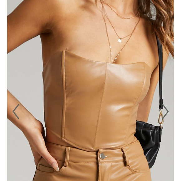 CROPPED LEATHERETTE CORSET IN BEIGE | Poshmark