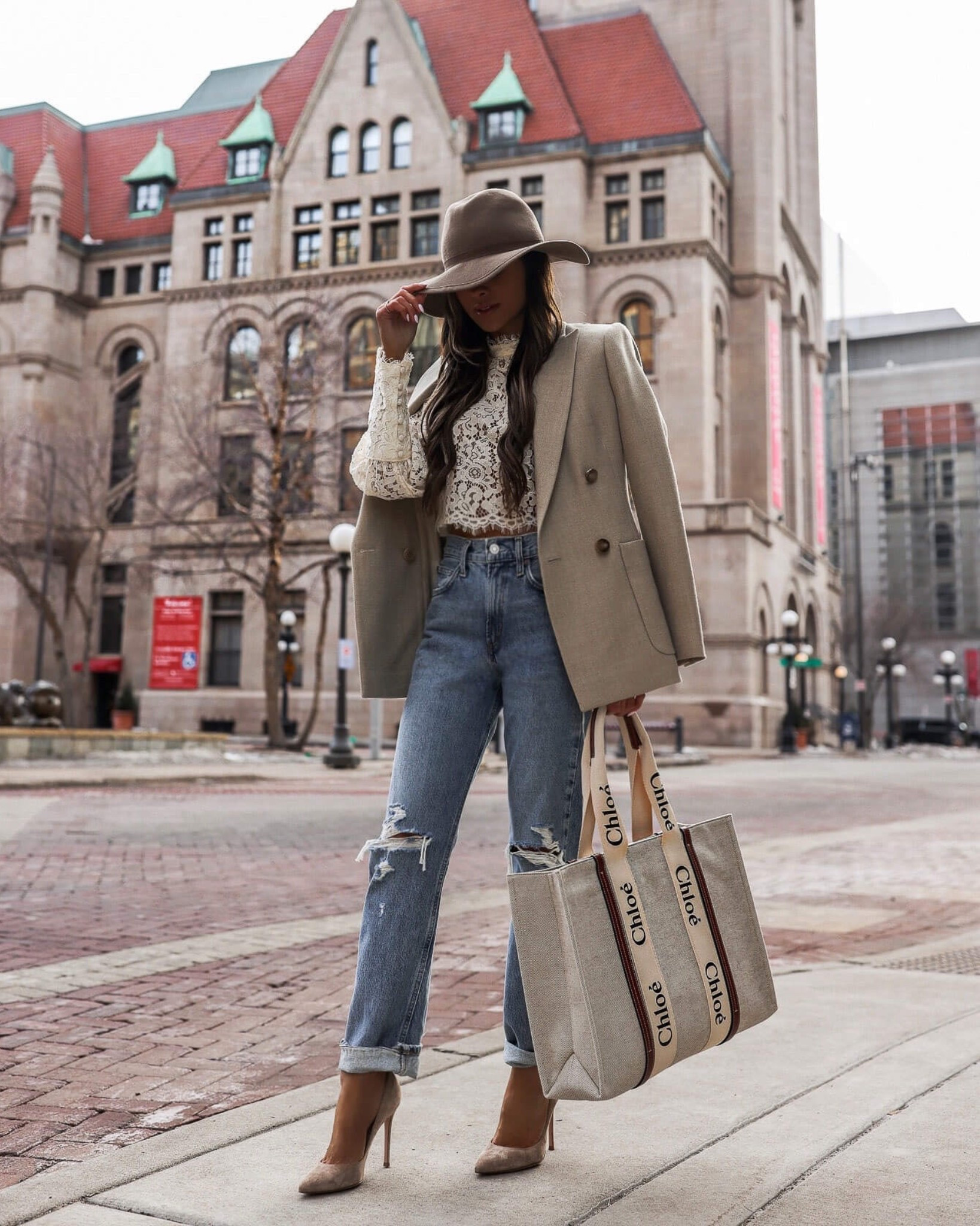Transitional fall workwear
Beige blazer
Bardot lace top
Agolde jeans wearing a 23
Suede pumps 

#LTKSeasonal #LTKWorkwear #LTKStyleTip