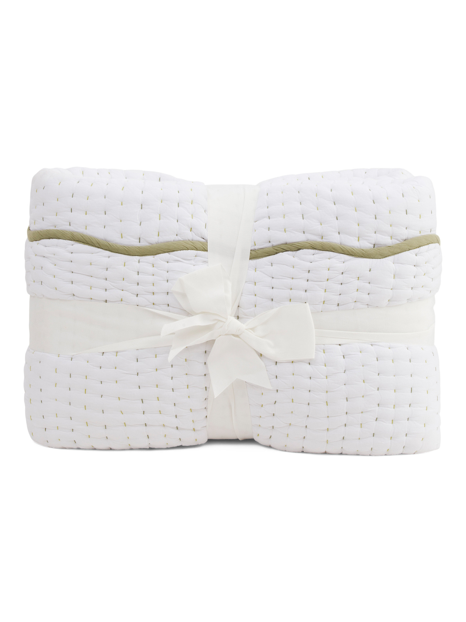Hand Crafted Scalloped Edge Cotton Quilt | TJ Maxx