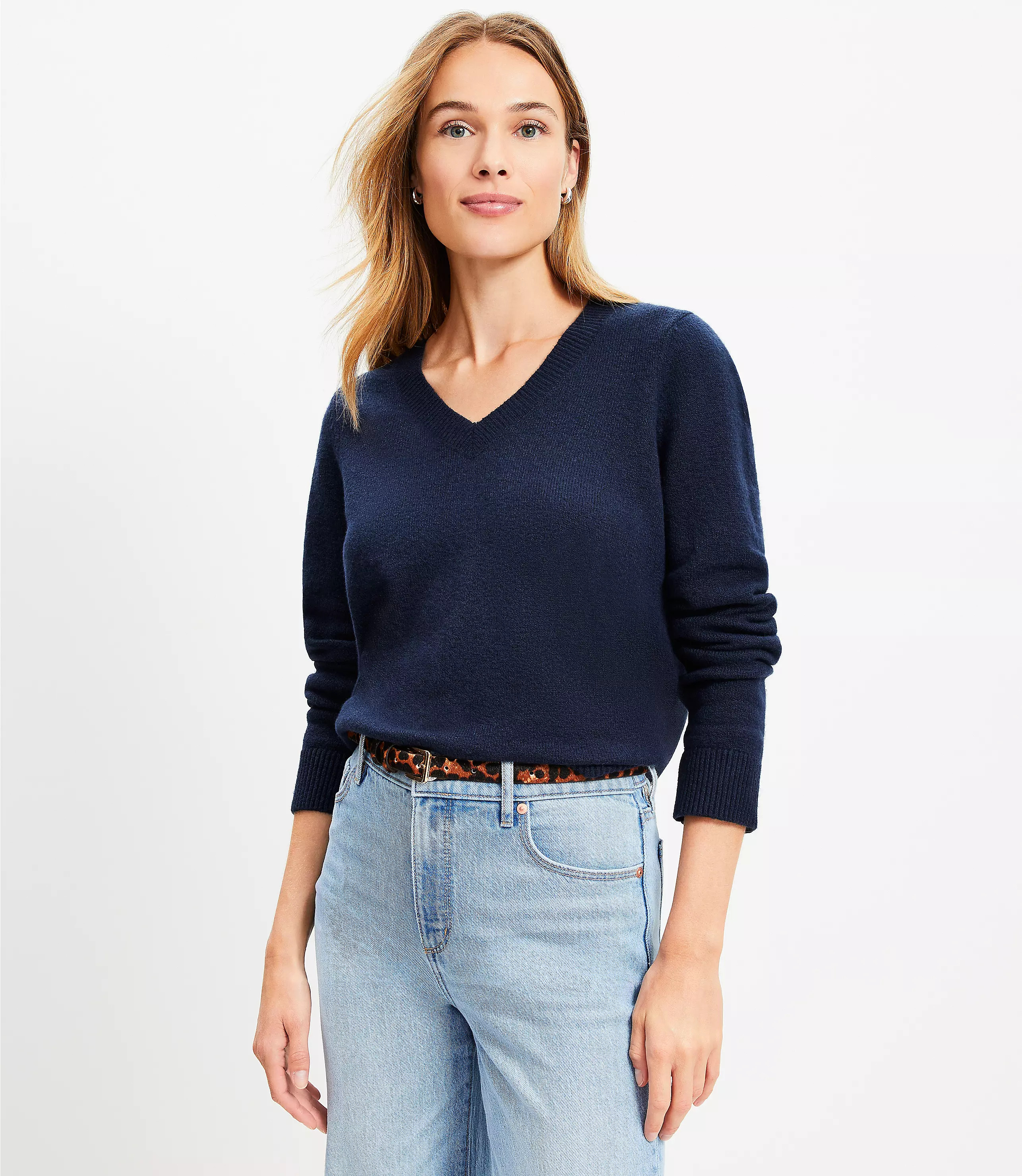 Relaxed V-Neck Sweater | LOFT