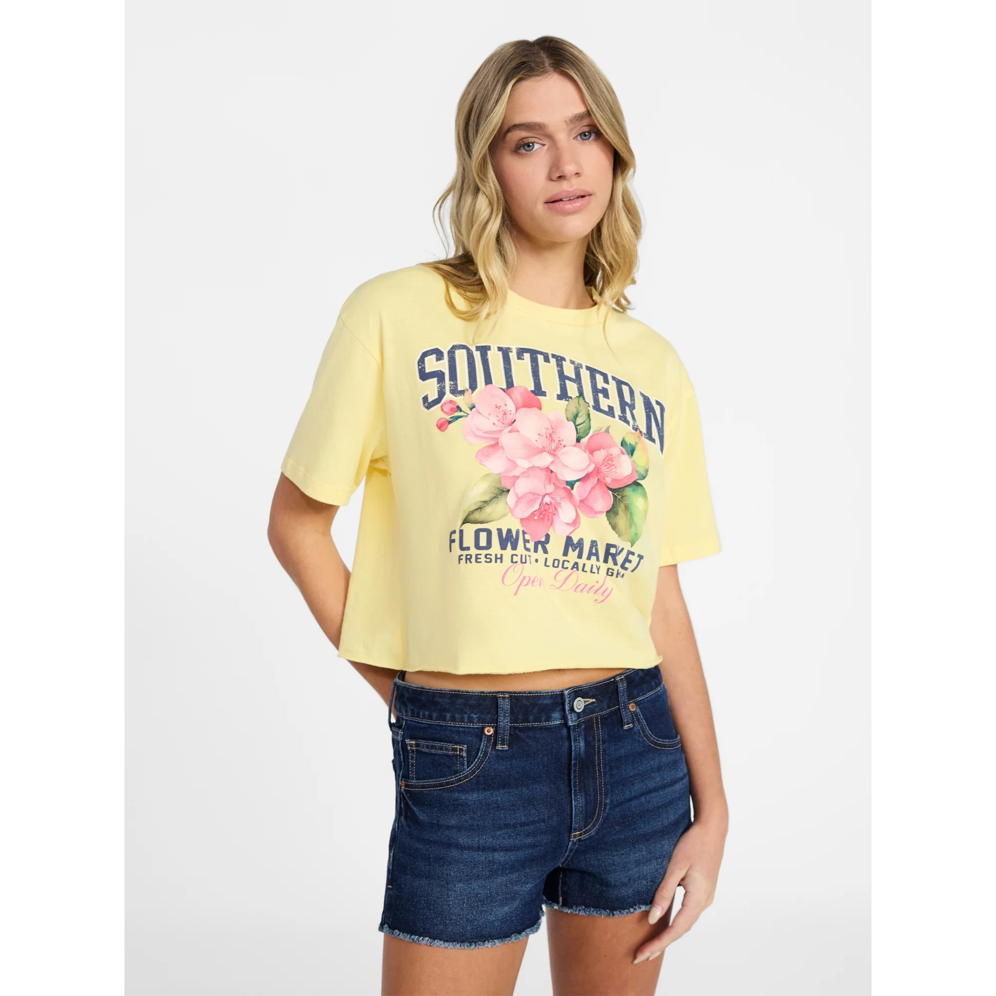 No Boundaries Boxy Cropped Graphic Tee, Women's XXS-XXL | Walmart (US)