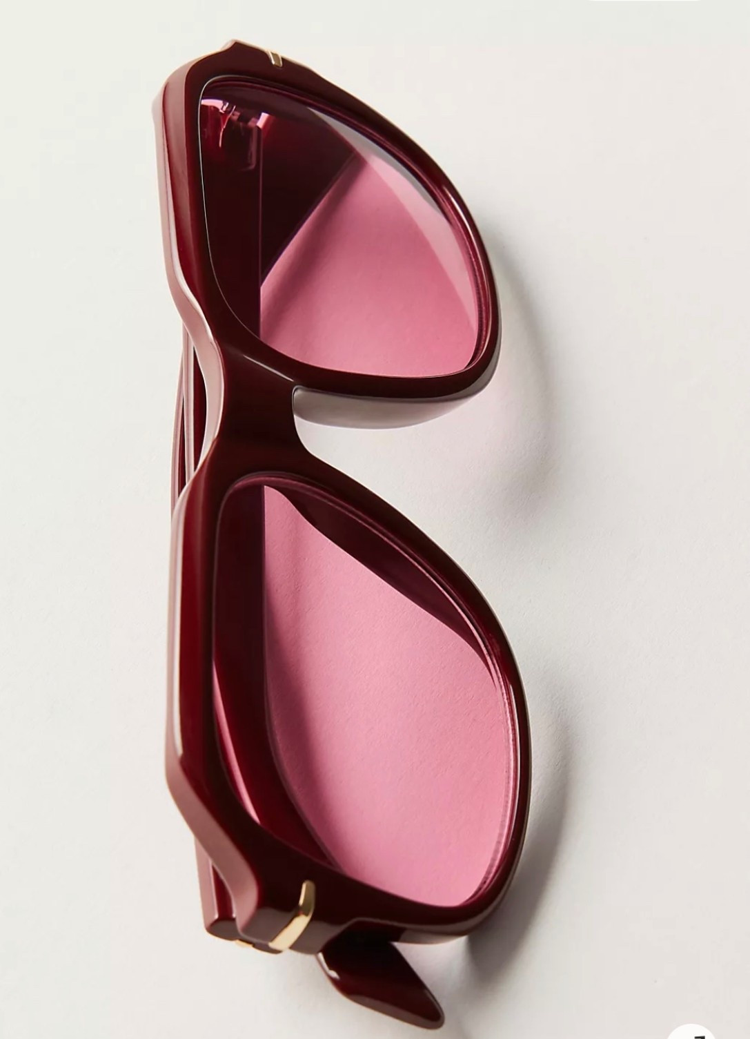 Cranberry sunglasses. Perfect for SUMMER ! Fly Girl Approved. Pair with Jean shorts and a tank and instantly elevate. The staple sunglasses 

#LTKMidsize #LTKPlusSize #LTKSaleAlert