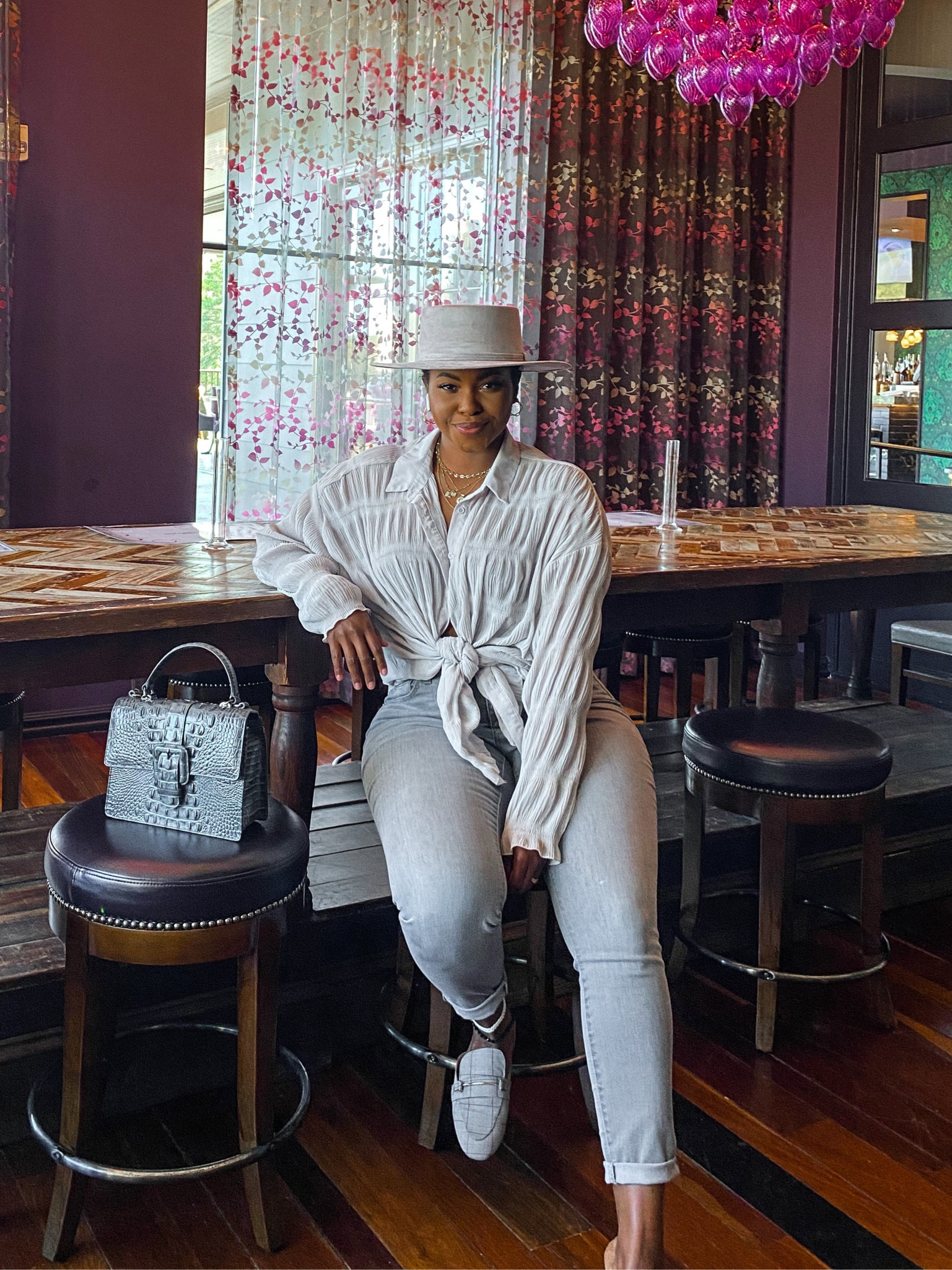 Saturdays are for monochrome right? Linking the exact jeans but also linking some of my fave curvy jeans! 

#LTKfit #LTKcurves #LTKunder100