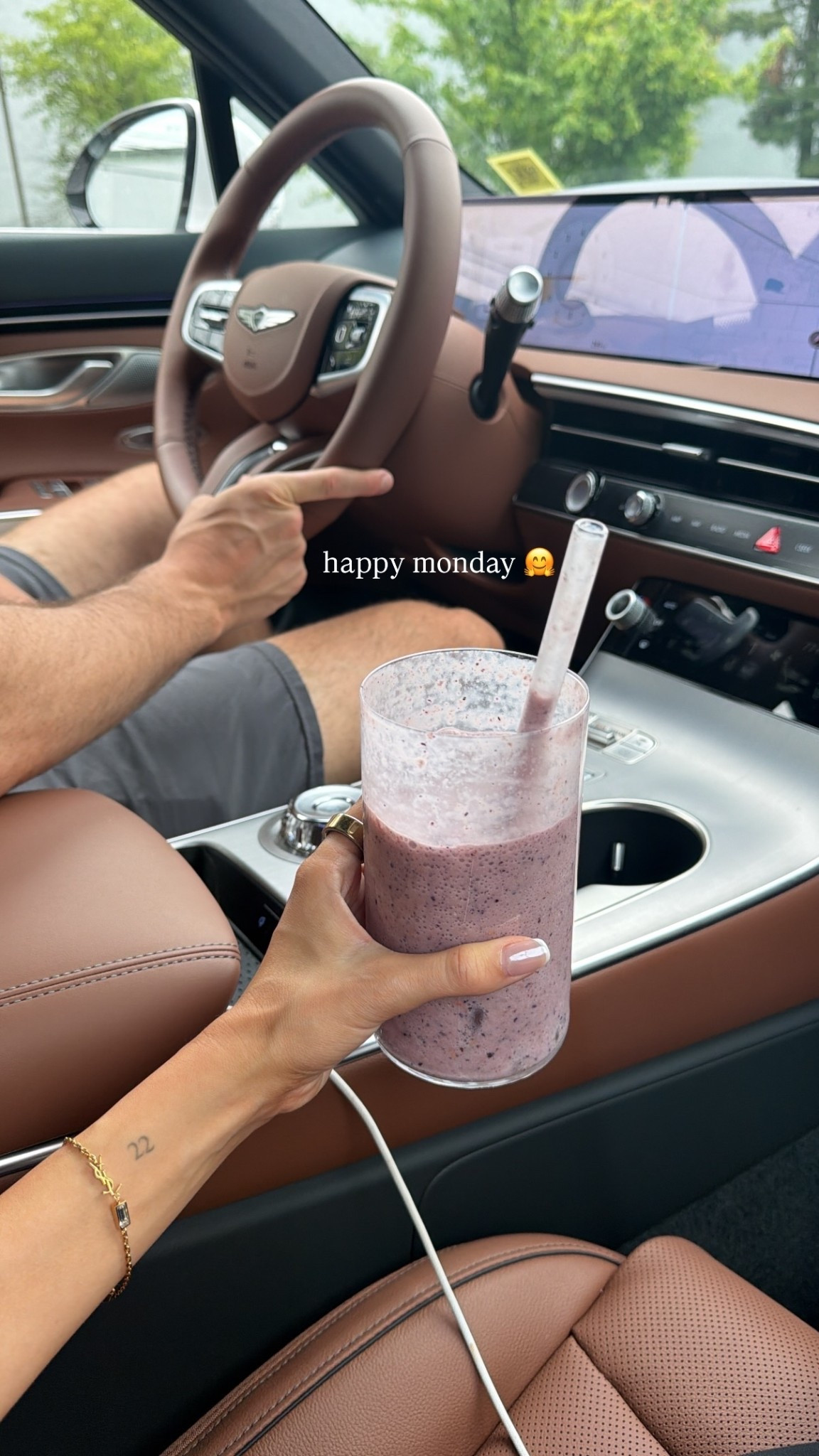 happy monday 🤗

#LTKHome #LTKfoodie #LTKmorningroutine