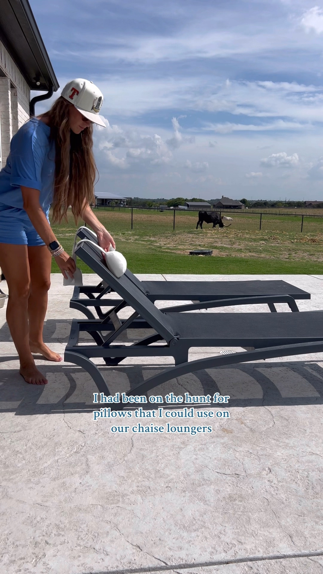 These pillows are perfect for poolside loungers!

#LTKSwim