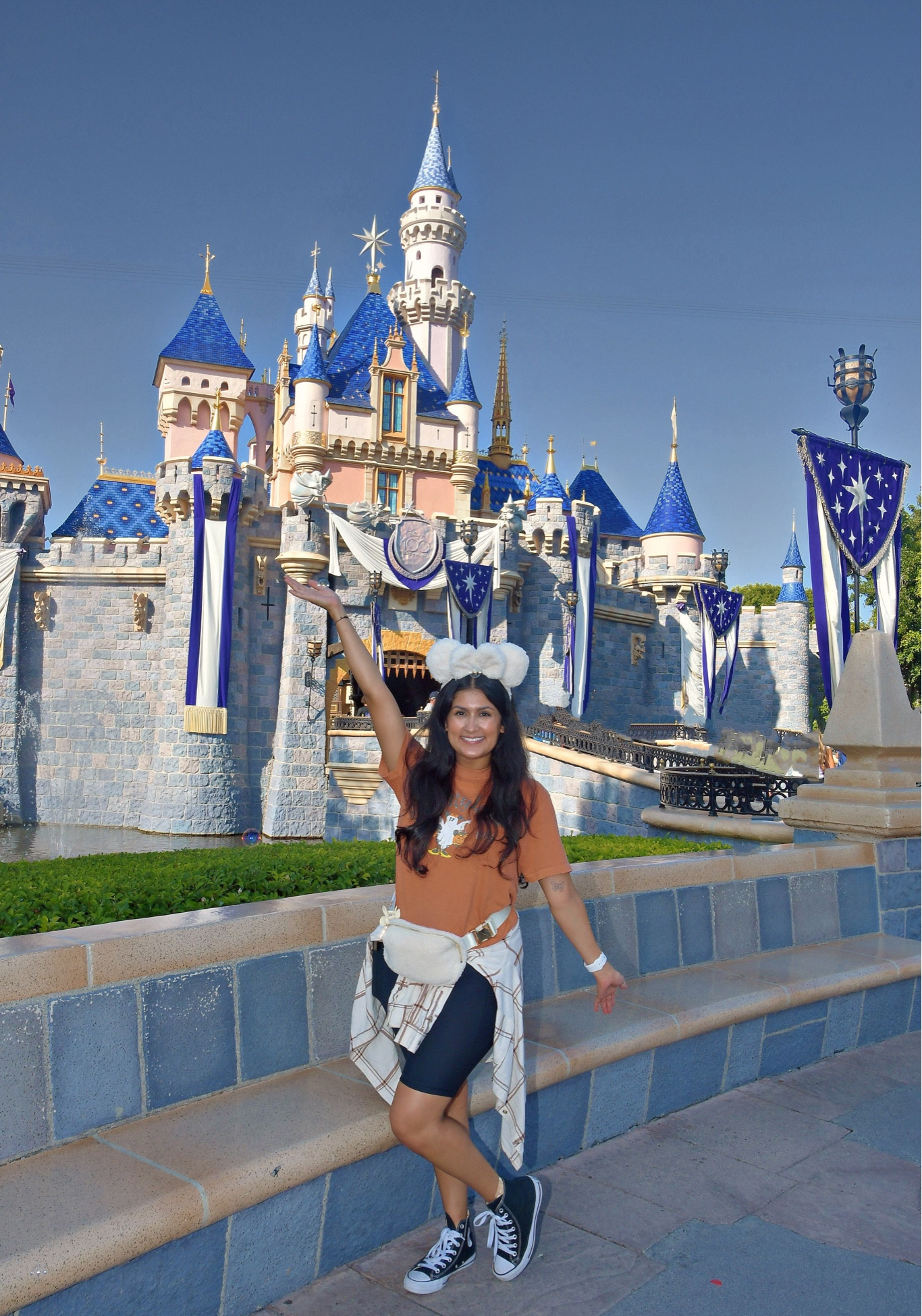 Spooky Season At Disneyland! #disney #disneyattire #spookyseason #disneyhalloween #disneylandoutfit #disneylandfallfashion #disneylandfalloutfit