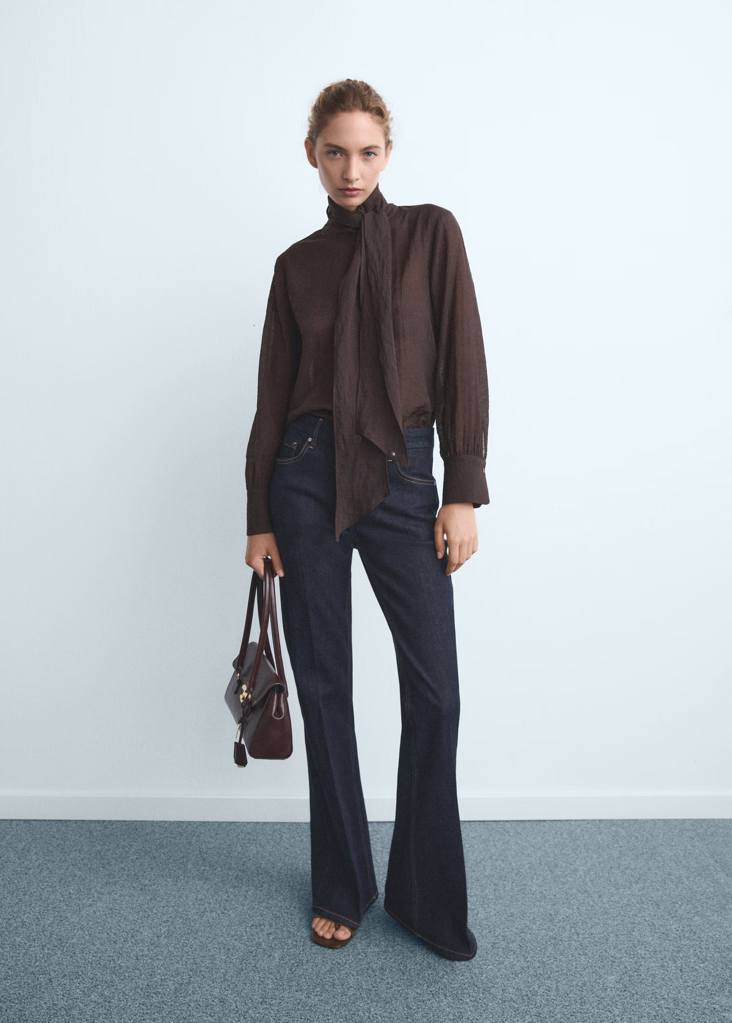 Violet flared high-rise jeans - Women | MANGO United Kingdom | MANGO (UK)