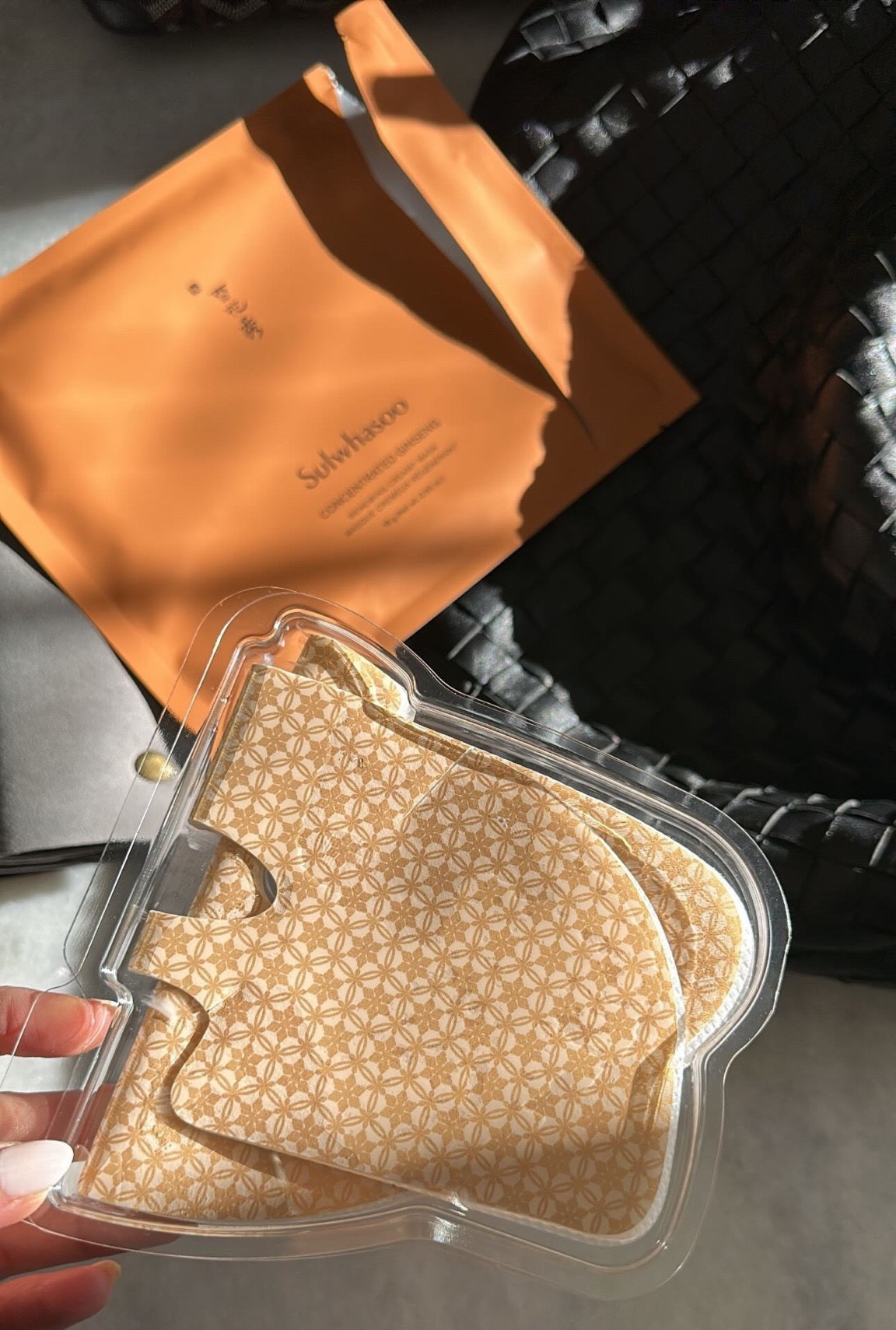 This face mask is amazing. It comes with a generous amount of product and 5 masks. Worth the splurge imo.❤️#stylinbyaylin #aylin

#LTKbeauty