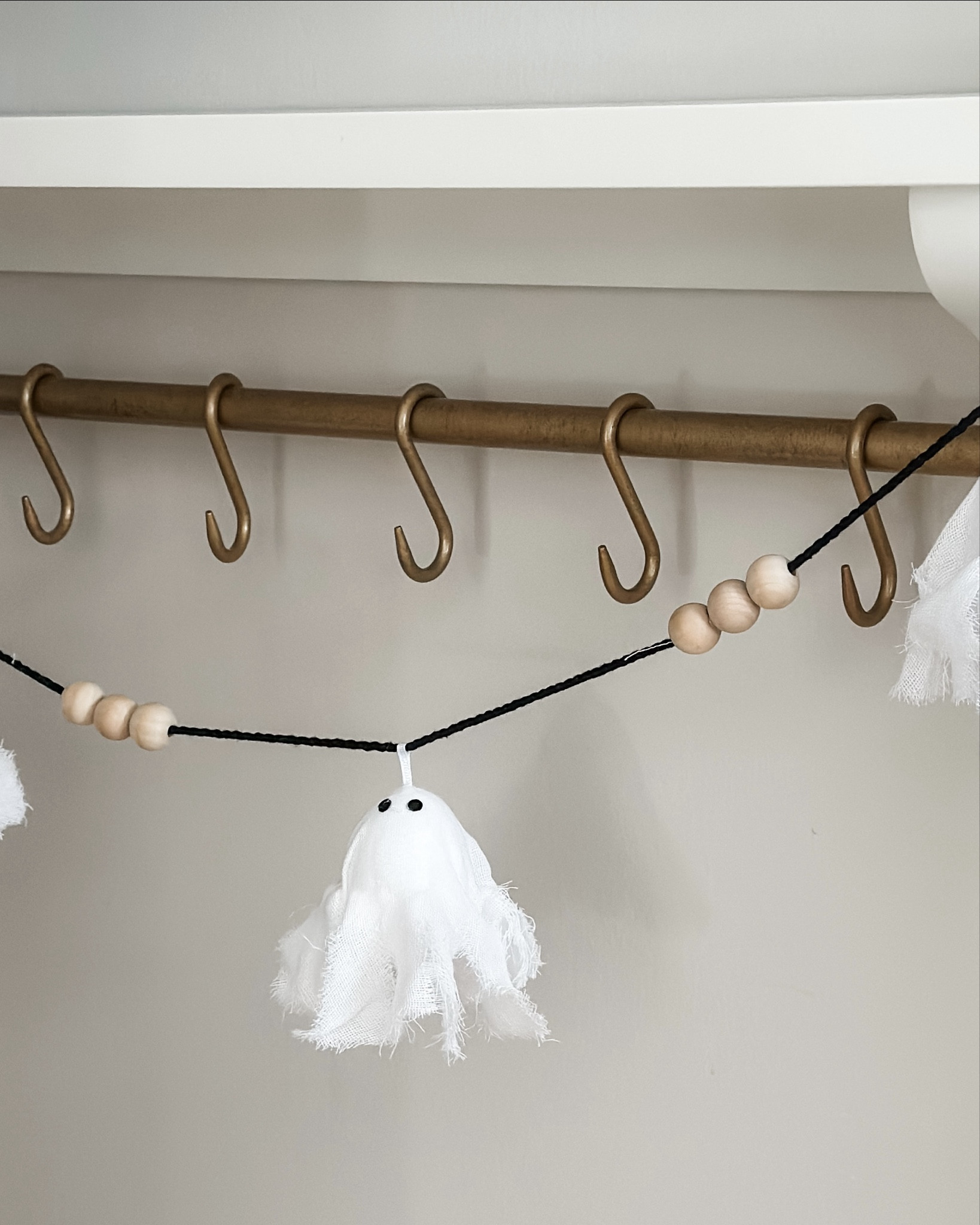 This adorable ghost garland is currently 40% off at Michael’s! 👻

#LTKSeasonal #LTKSaleAlert #LTKHome