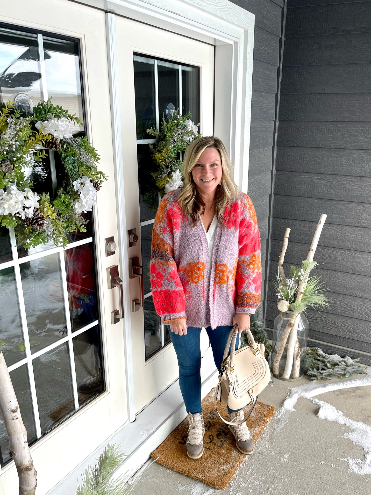 Dupe alert…if you love this Gather Me Close cardi from Free People a few years ago, Altar’d State has an amazing dupe! 🌸 ($88 vs $198)

#LTKfindsunder100