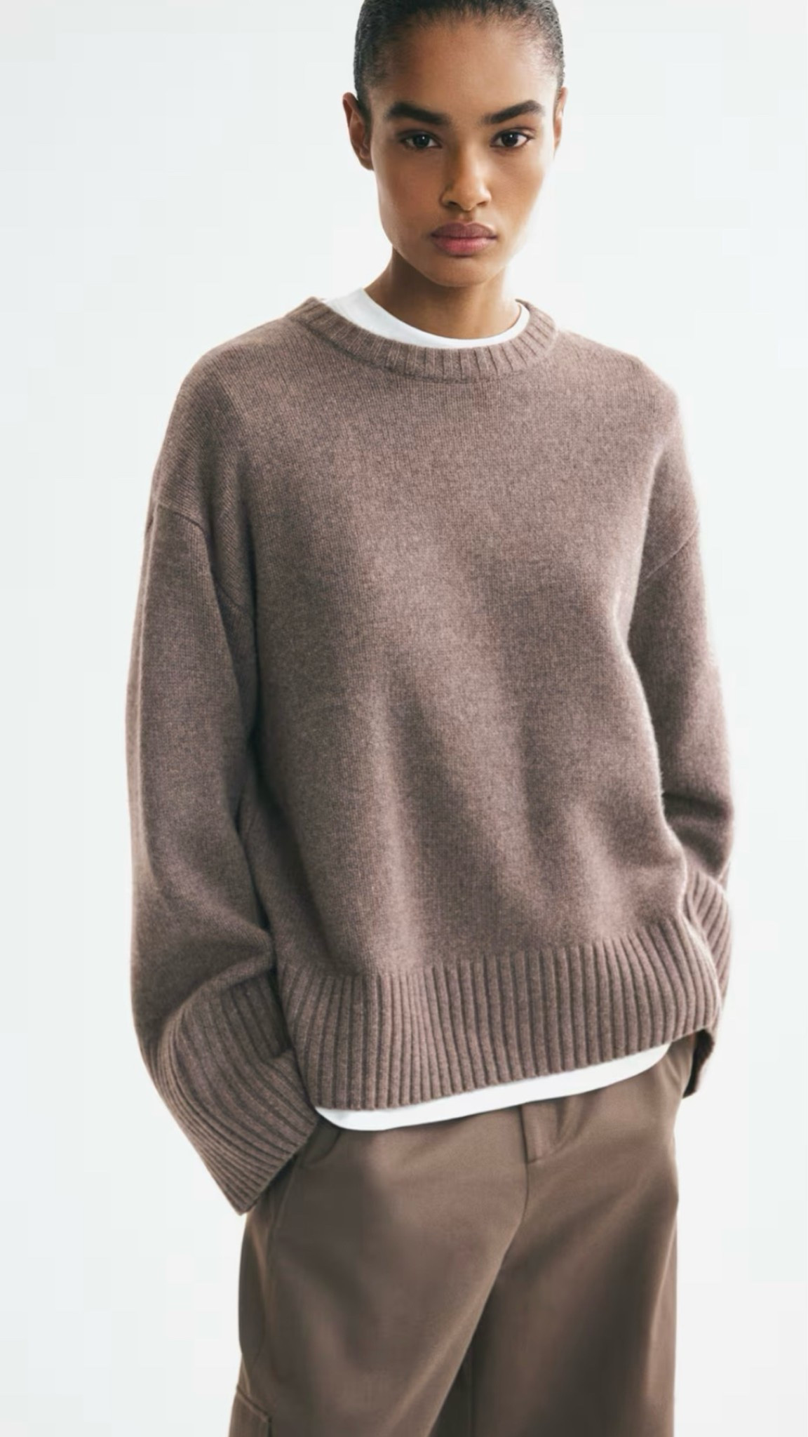 This bestselling jumper is back again!
It’s repeated (and sells out) every year for good reason.
Perfectly oversized , wide cuffs and 4 beautiful colours. I wear a small xx

#LTKautumn #LTKover50style #LTKstyletip