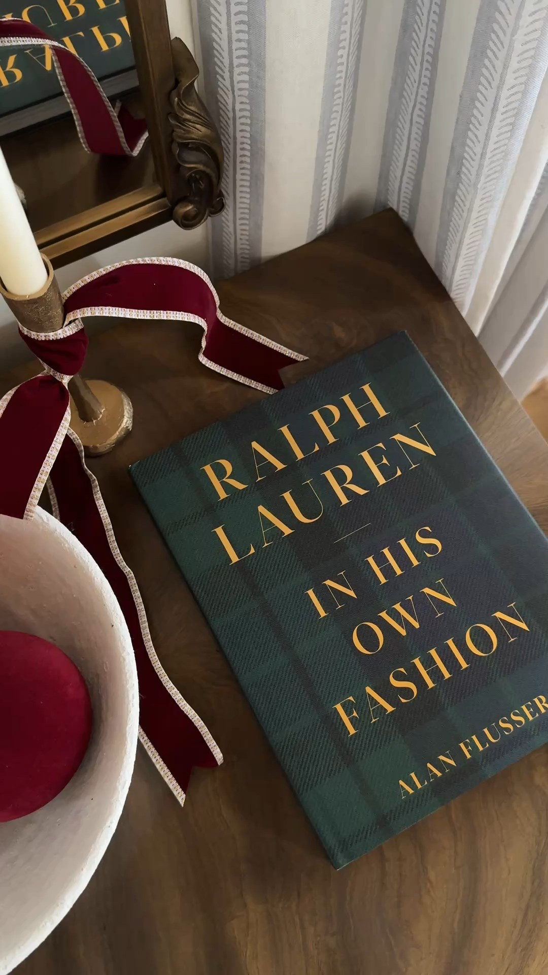 Ralph Lauren coffee table book… perfect for Christmas decorating! ✨❤️

#amazonfind #amazonmusthave #ralphlaurenchristmas 

#LTKHome #LTKHoliday #LTKGiftGuide