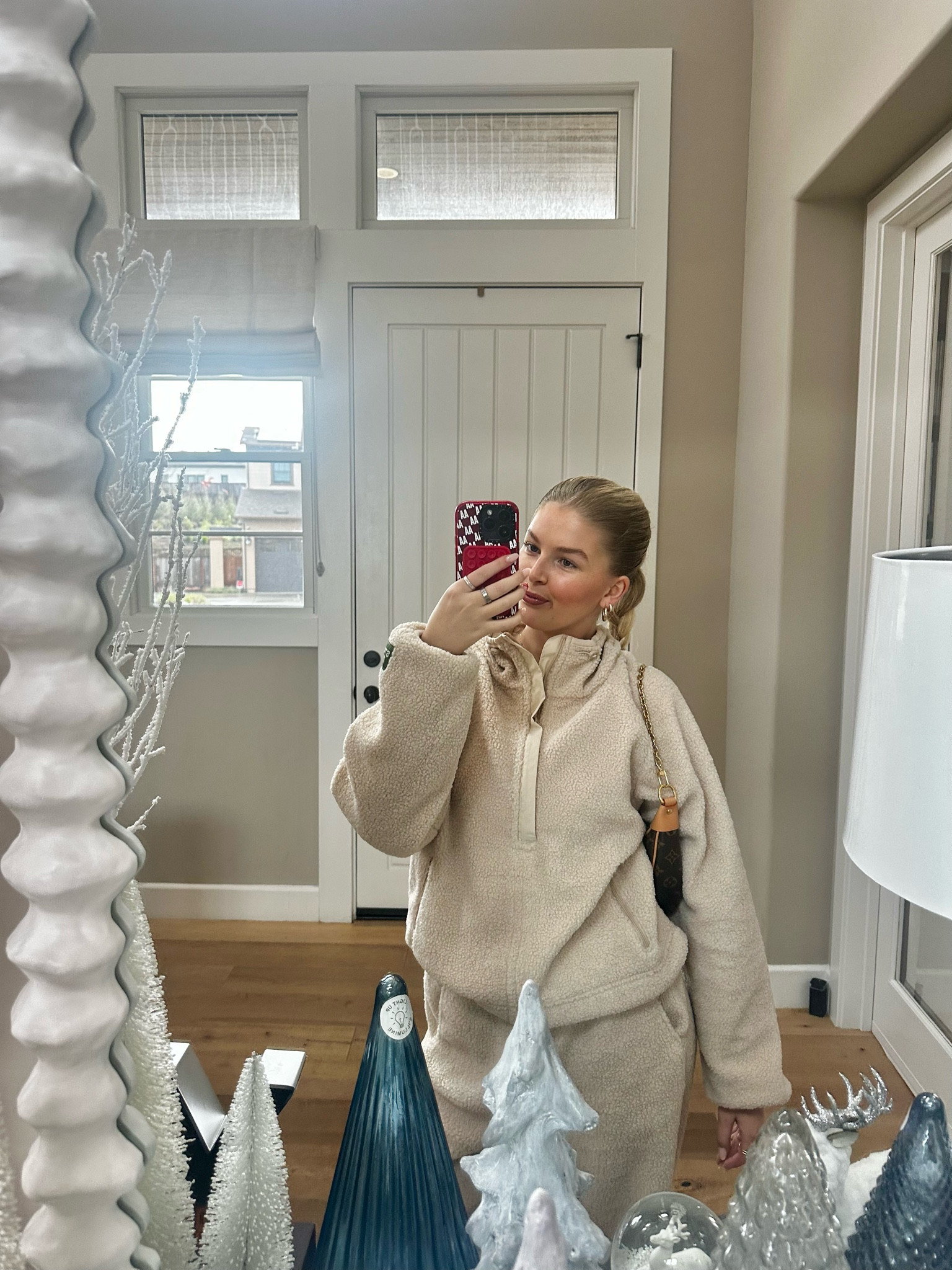 COMFIEST EVER!! 

#LTKstyletip #LTKHoliday #LTKSeasonal