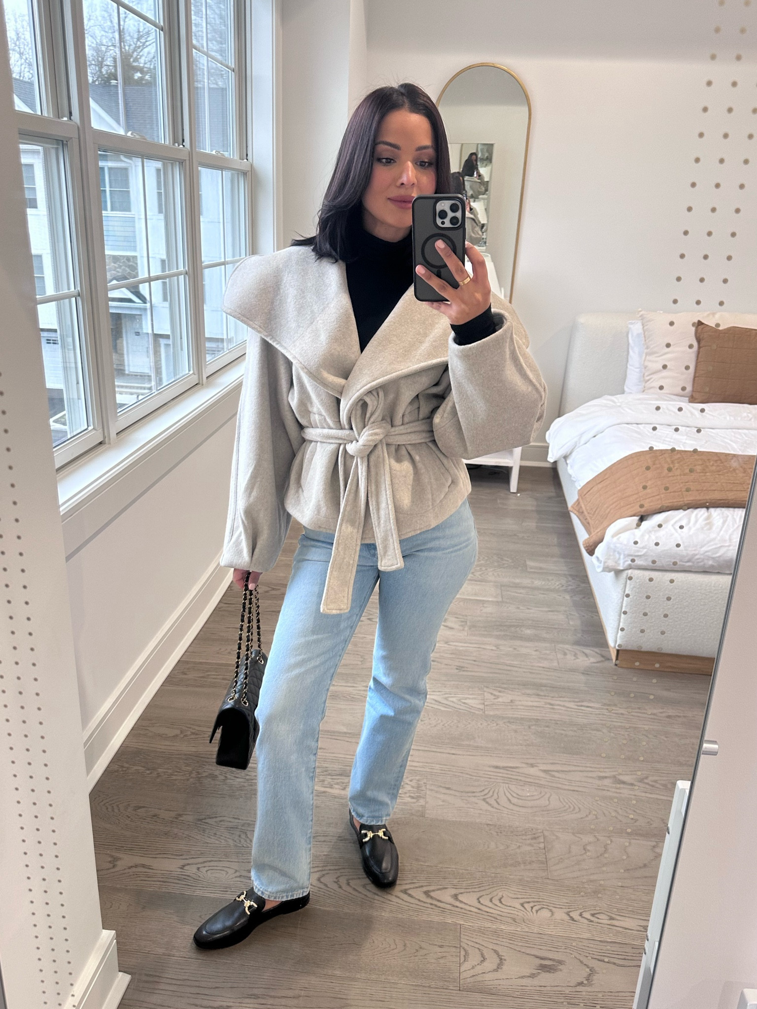 Jacket size small
Jeans 26 
