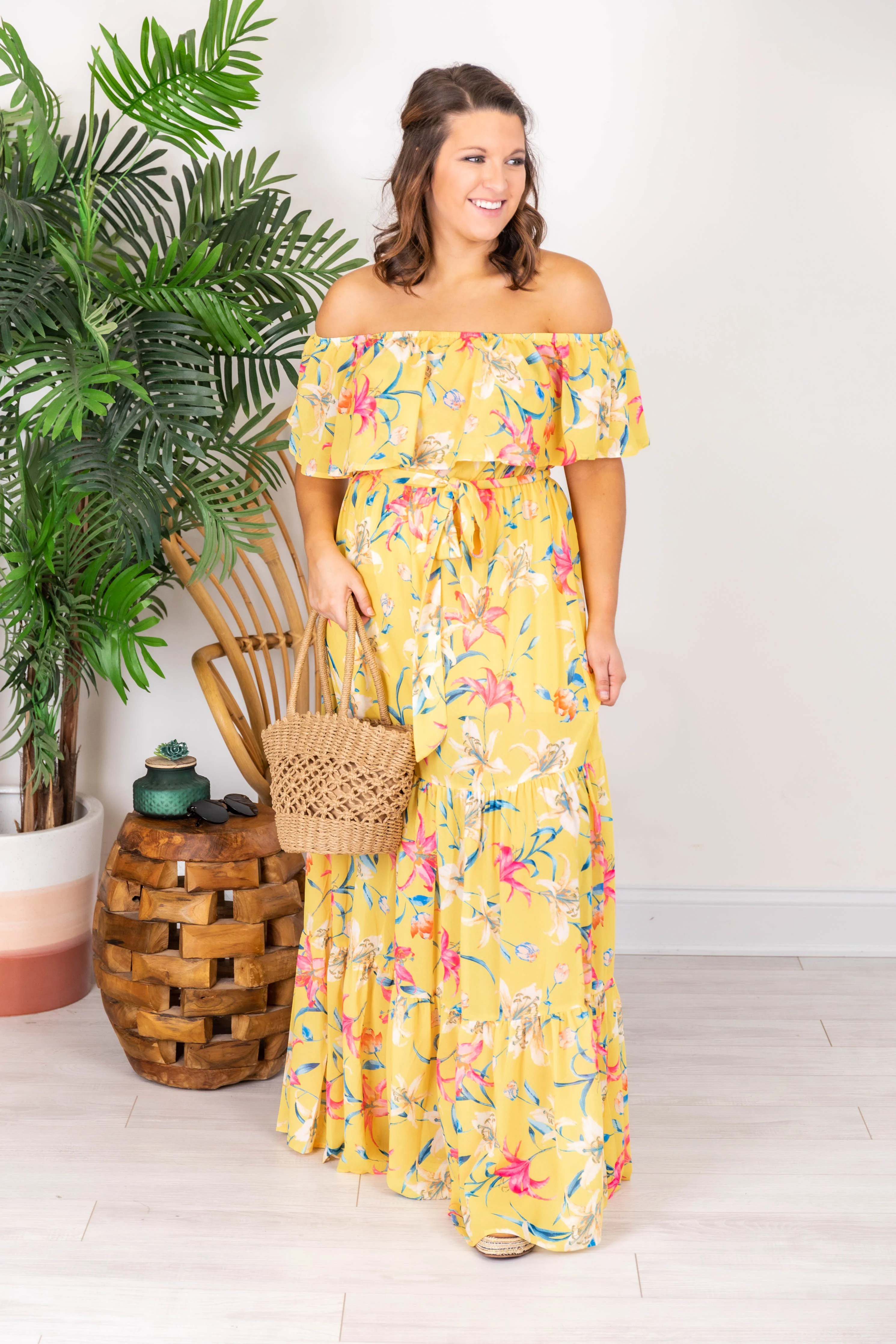Sweet Southern Kiss Yellow Floral Maxi Dress, Medium - Pink Lily | Pink Lily
