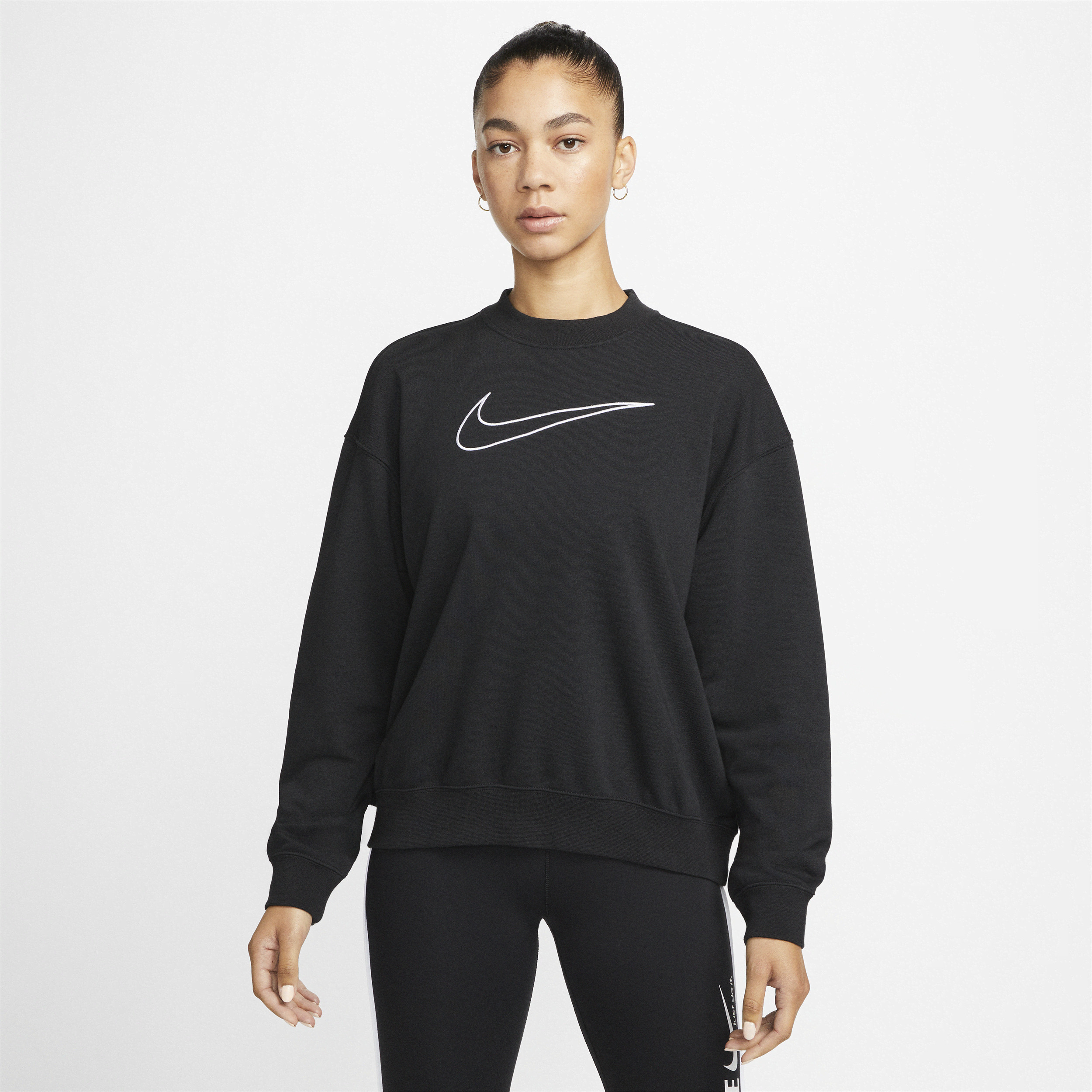 Nike Women's Dri-FIT Get Fit Graphic Crewneck Sweatshirt in Black | DQ5542-010 | Nike (US)