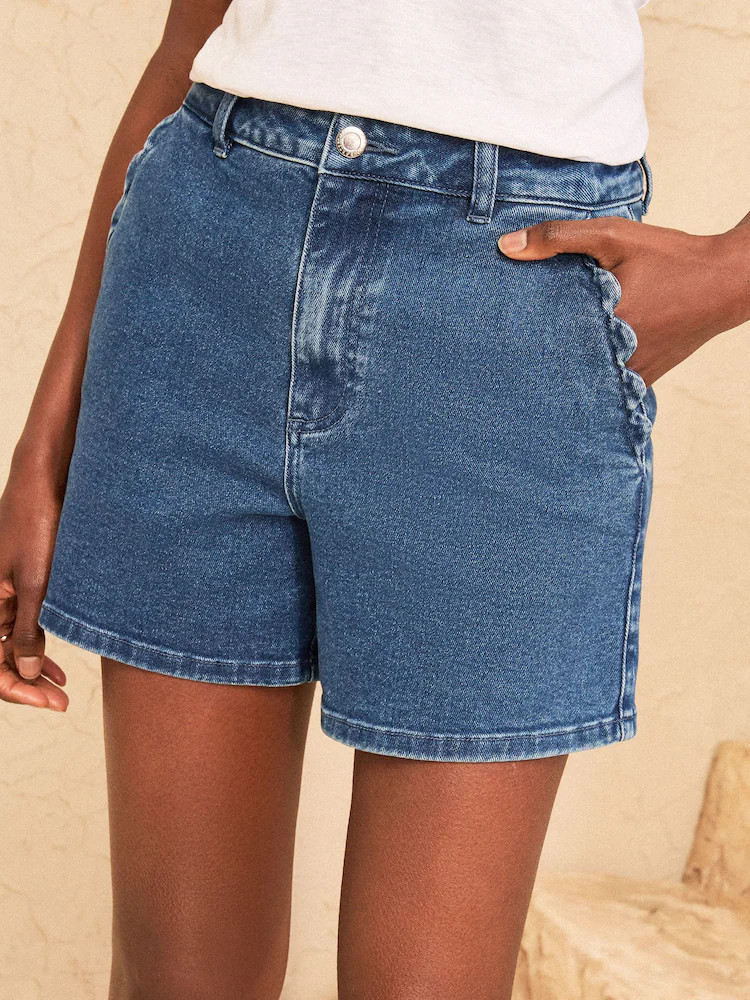 Love & Roses Mid Blue Denim Scallop Pocket Shorts | Next EU