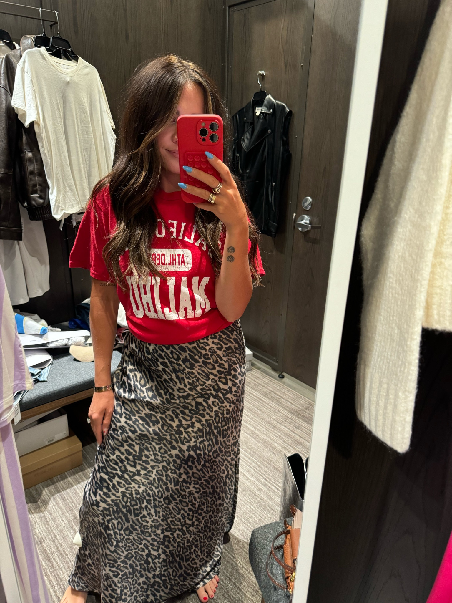 This skirt is so good!! Looks different than it does online 

#LTKxNSale #LTKSummerSales #LTKStyleTip