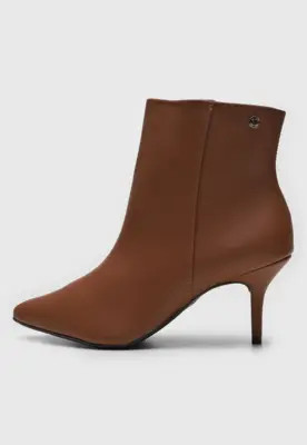 Bota Via Uno Salto Fino Caramelo | Dafiti (BR)