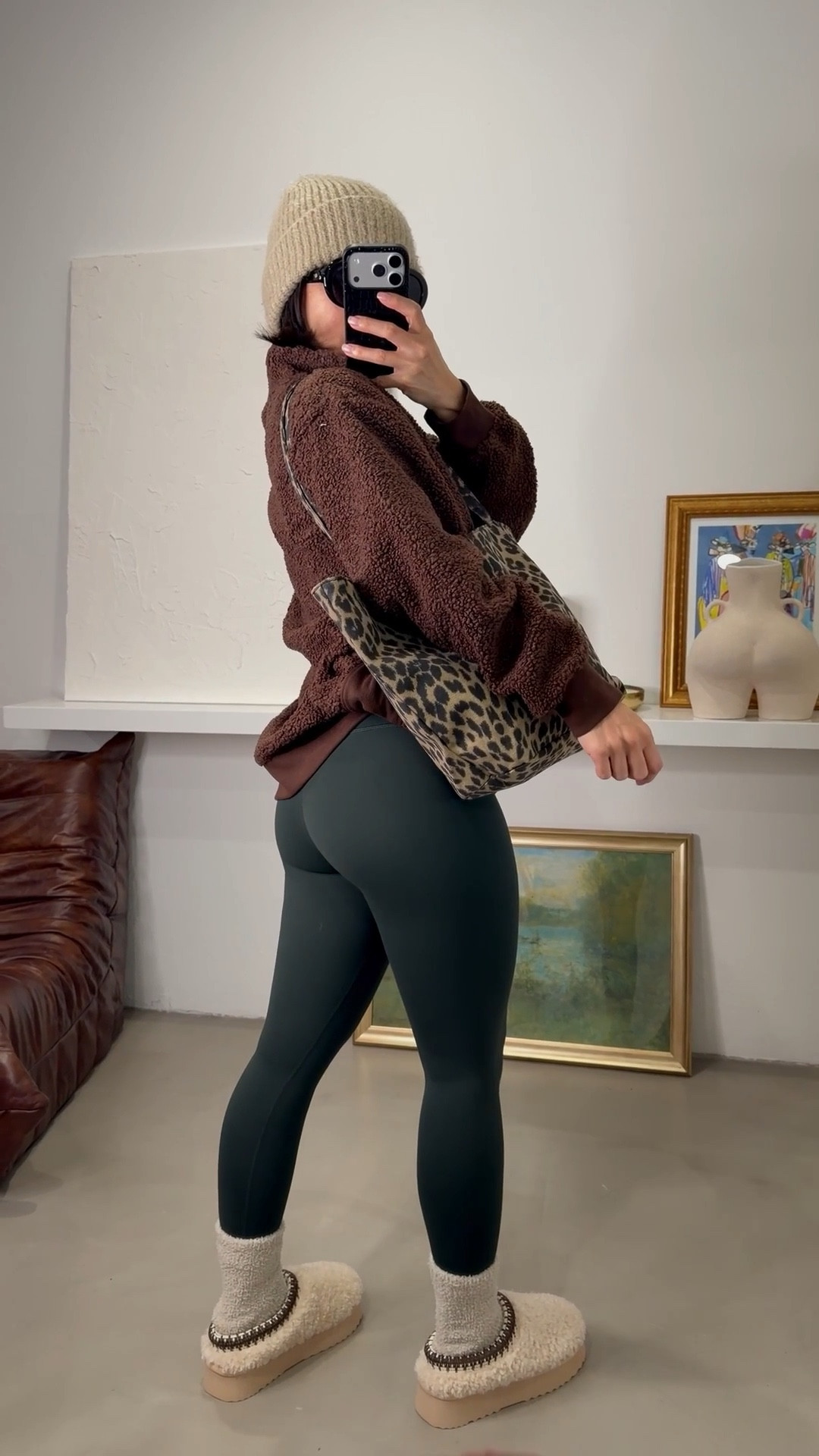 These @athleta leggings are really
It! Love the color and they are sooo soft! Wearing size XS petite. #athletacreator 

#LTKPetite #LTKFindsUnder100 #LTKootd