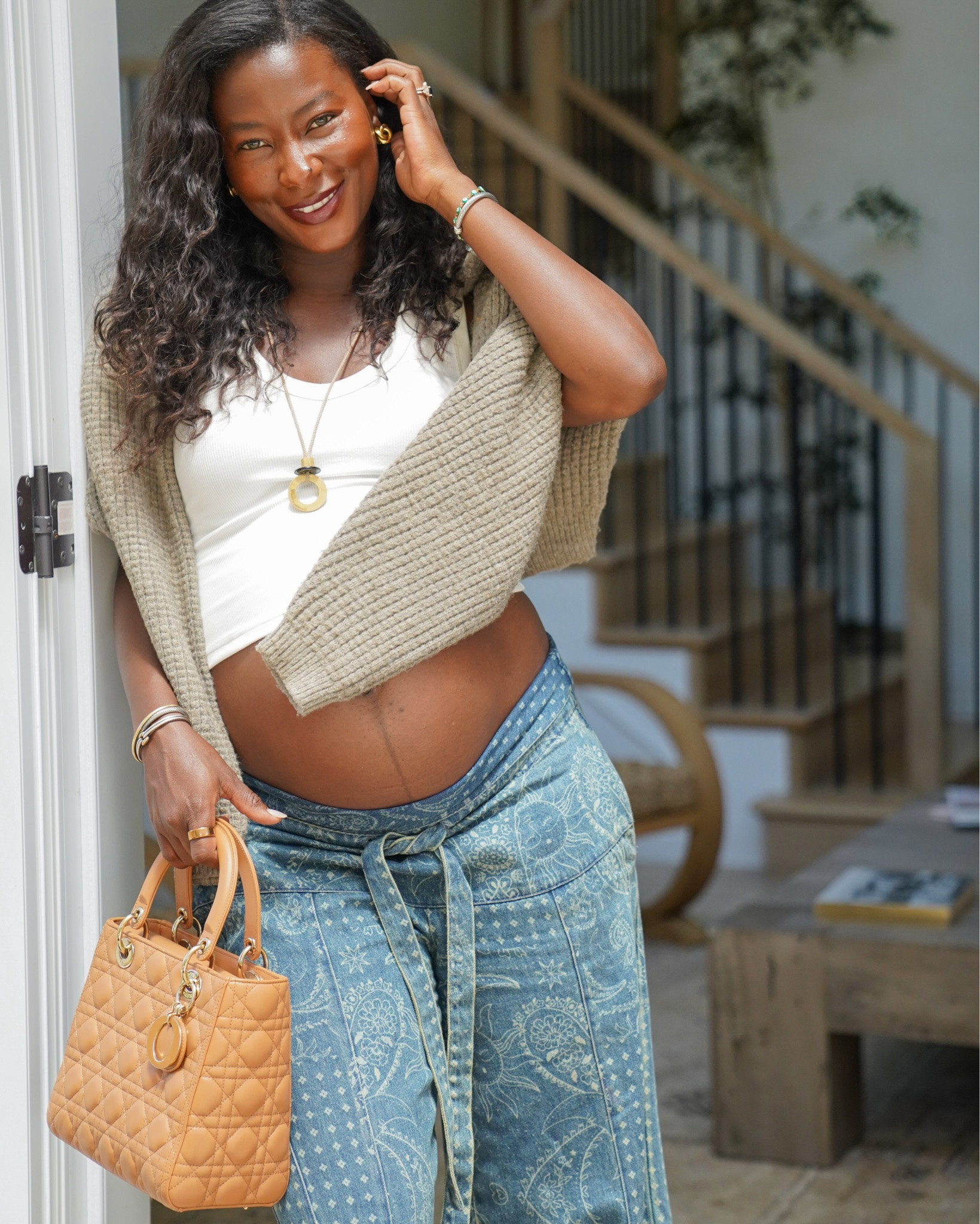 Can we help the pregnant mamas in the comments? 🤍

I’ll go first…

Skip buying a whole new wardrobe. Invest in a few versatile pieces that grow with your bump, you’ll get so much more wear out of them.

I’ve already worn these pants 5 or 7 times, and they’ve been worth every penny.

Now your turn… what’s one pregnancy purchase every mama should know about? 👇🏾

#PregnancyStyle #BumpStyle #PregnancyFashion #MomStyle #PregnancyJourney