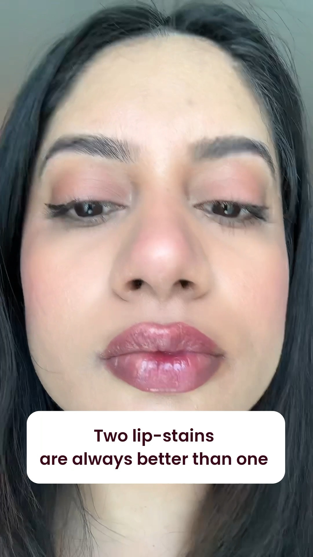 First: @kulfi.beauty lassi lip stain in the shade ‘first sari’ i
Second: same stain in the shade ‘sweet’ 


#lips #lipcombo #lipsticktip #makeuphacks #lipstain